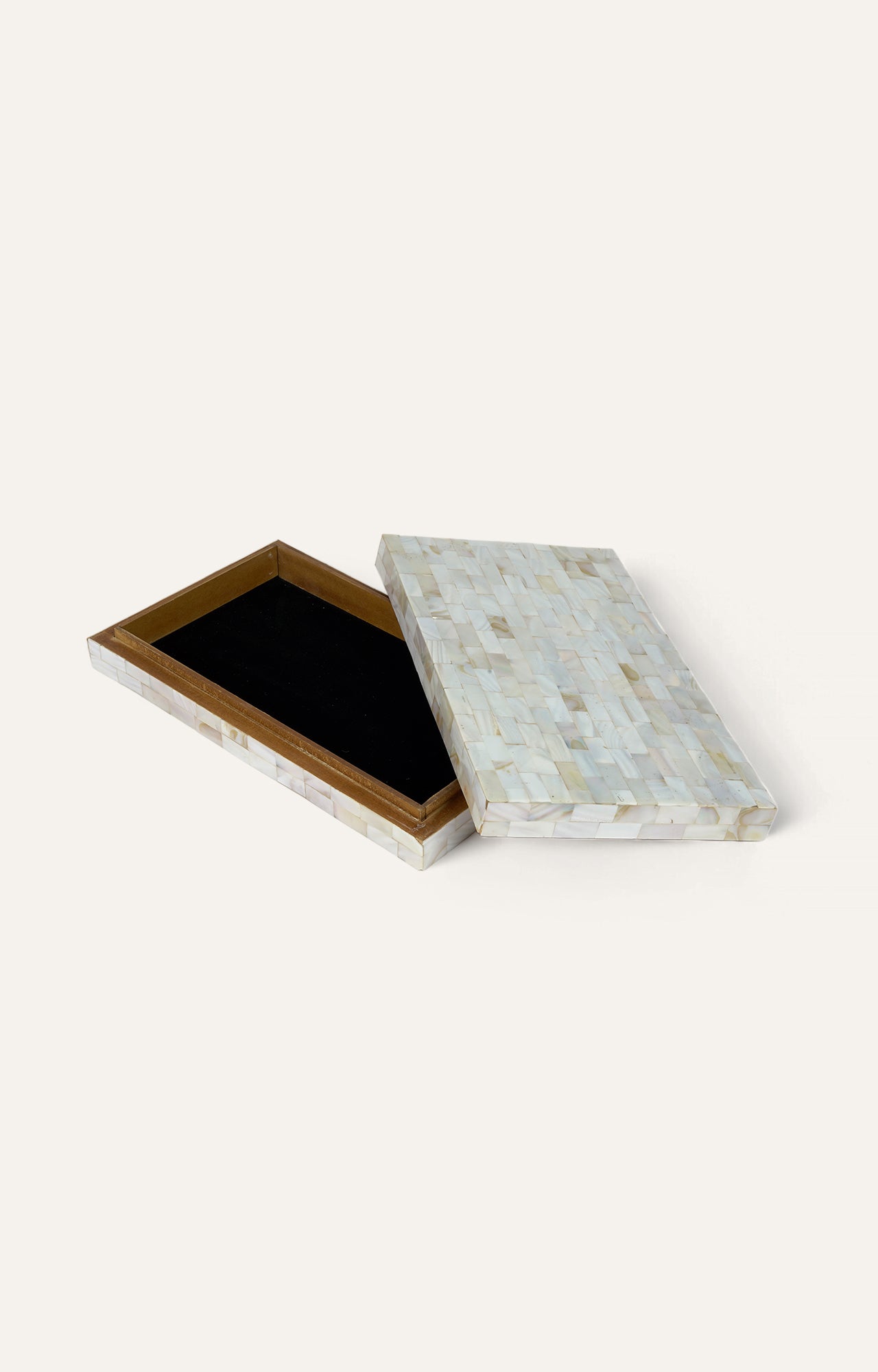 Storage box