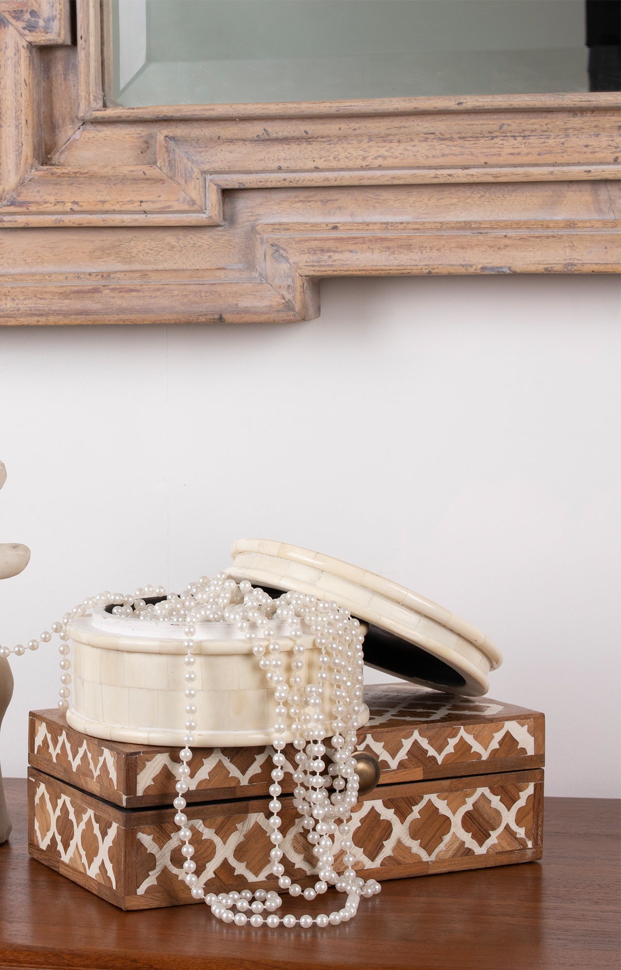 Wide Round Bone Mosaic Lidded Box