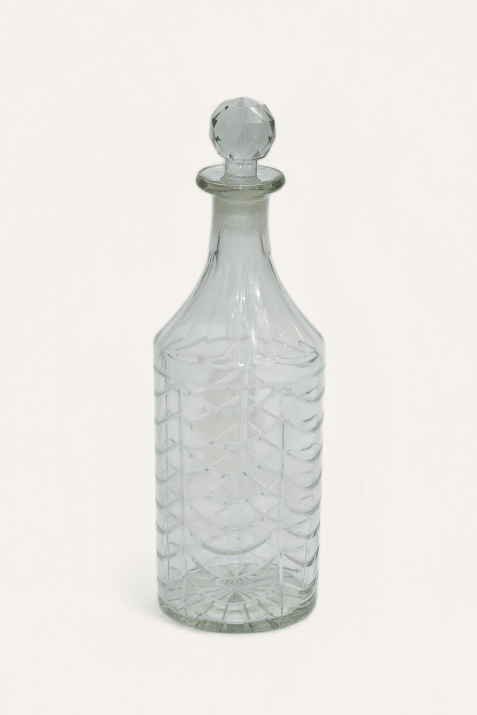Apollo's sleek Transparent Glass Decanter