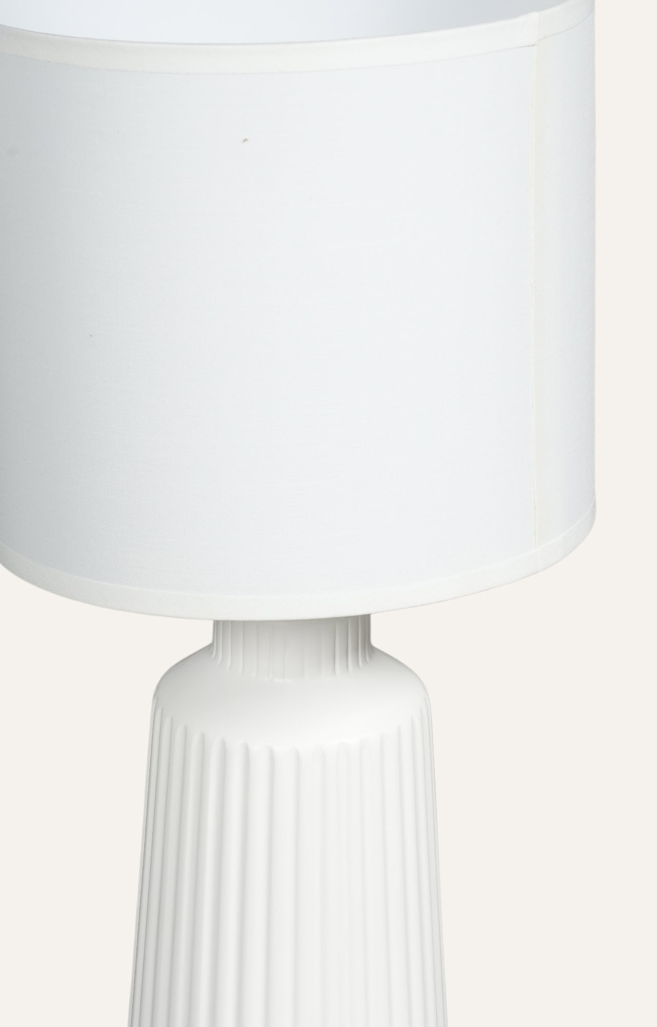 Matte White Fluted Ceramic Table Lamp