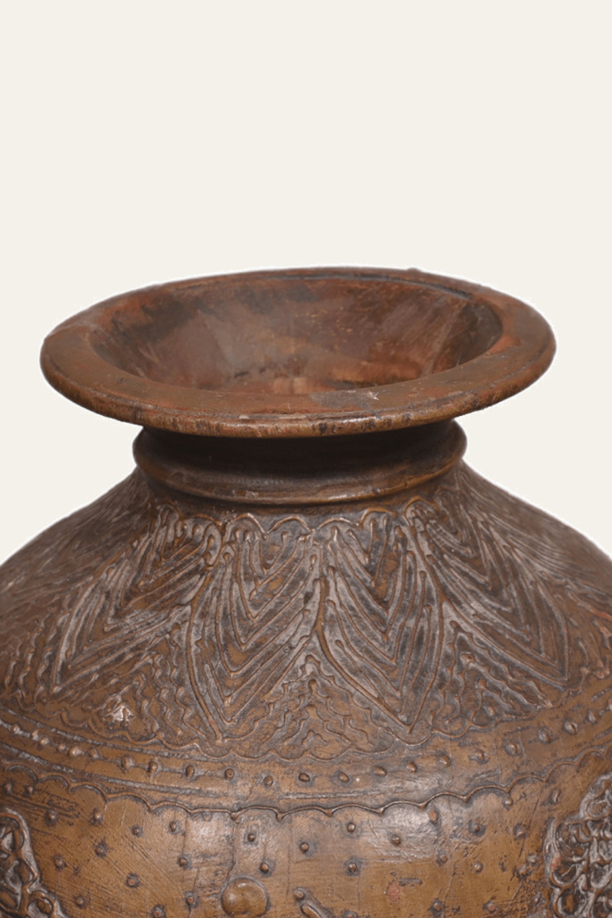 Heritage Harmony Wooden Vase