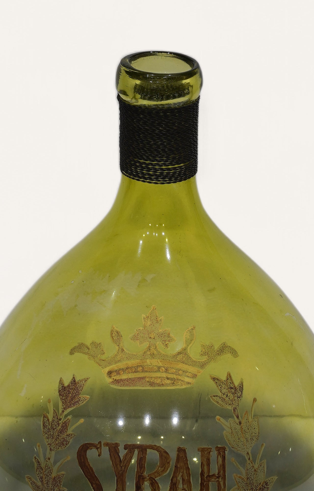Olive-Bronze Syrah Crown Emblem Vase