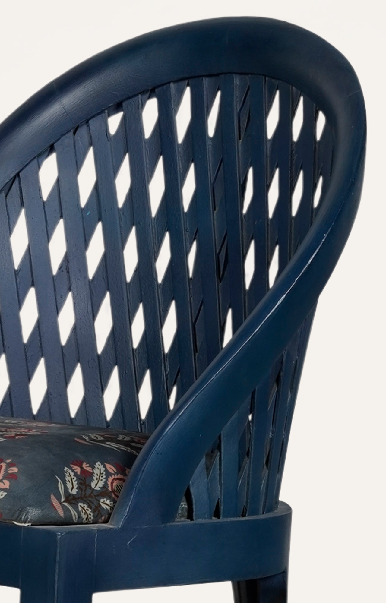 Contemporary Outdoor Armchair in Blue