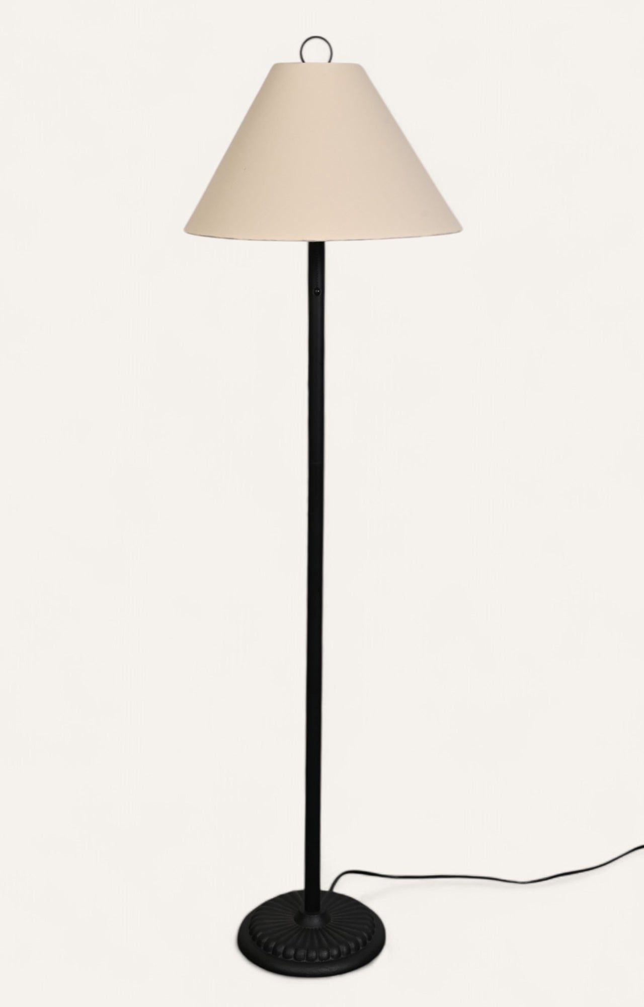 Basic Metal Floor Lamp
