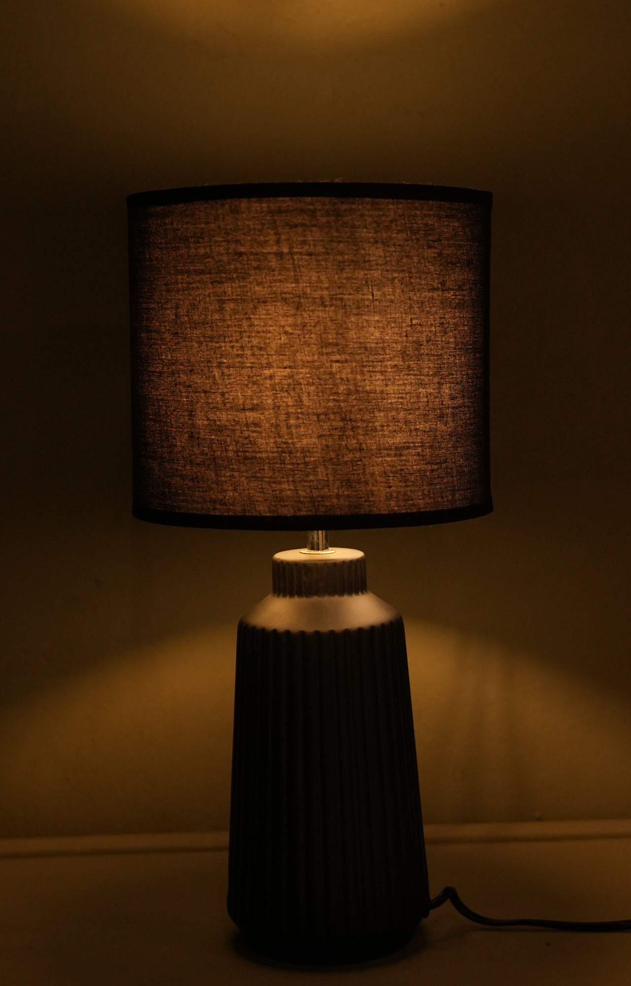 Matte Black Fluted Ceramic Table Lamp
