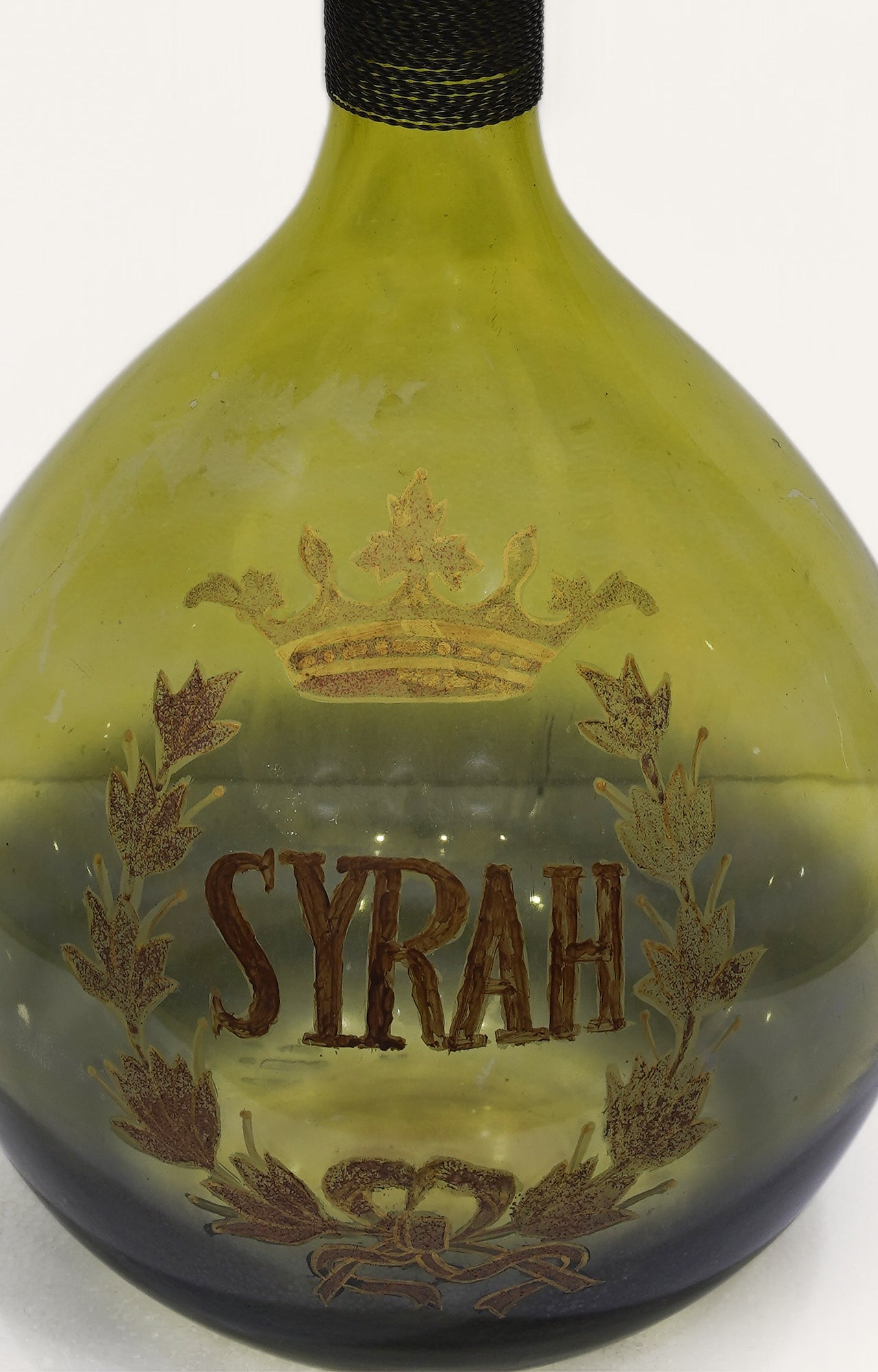 Olive-Bronze Syrah Crown Emblem Vase