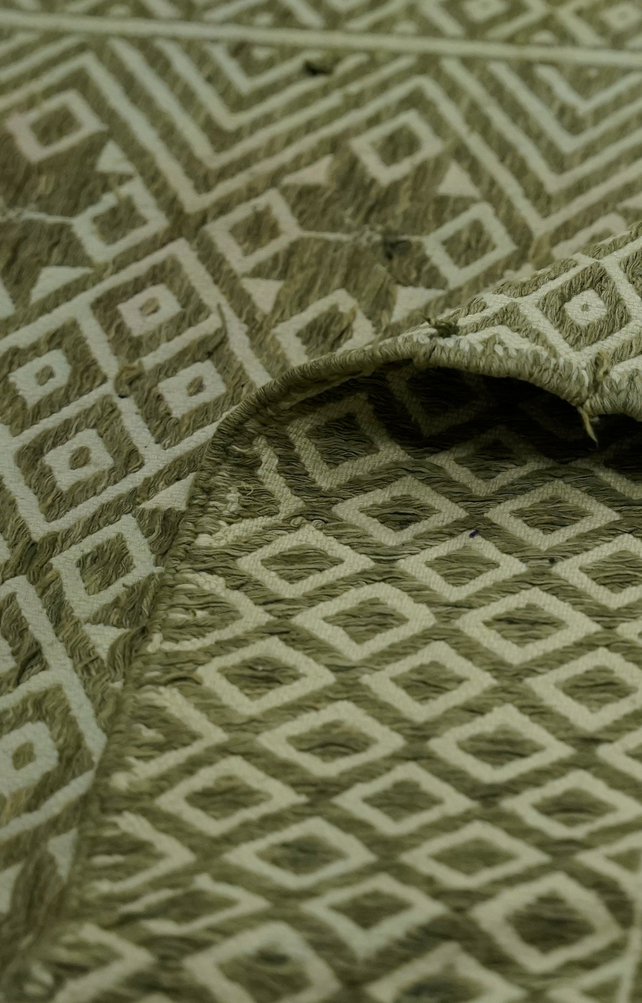 Green Chevron Handwoven Cotton Rug with Tassels