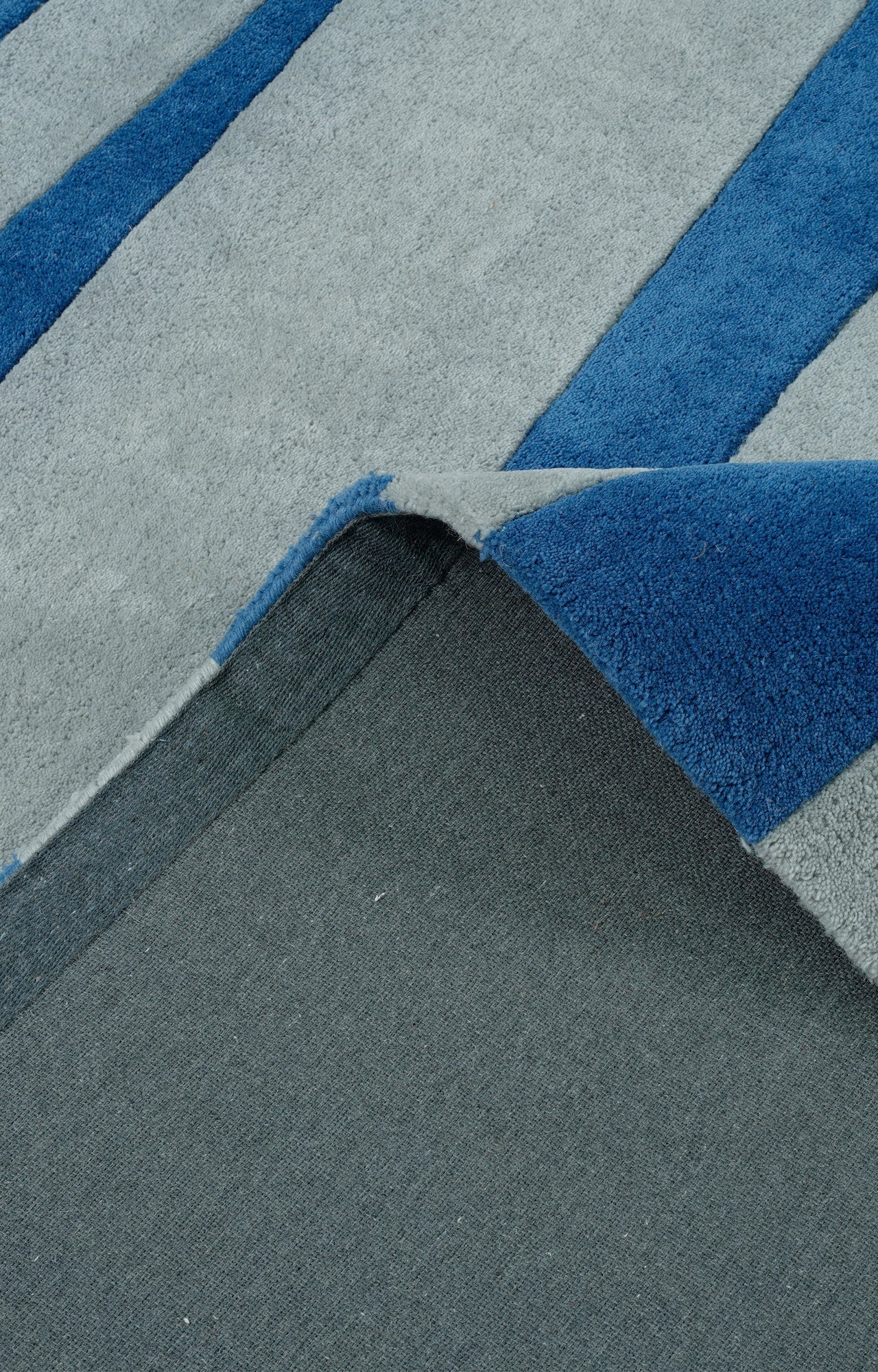 Blue Tuftted Chevron Pattern Carpet