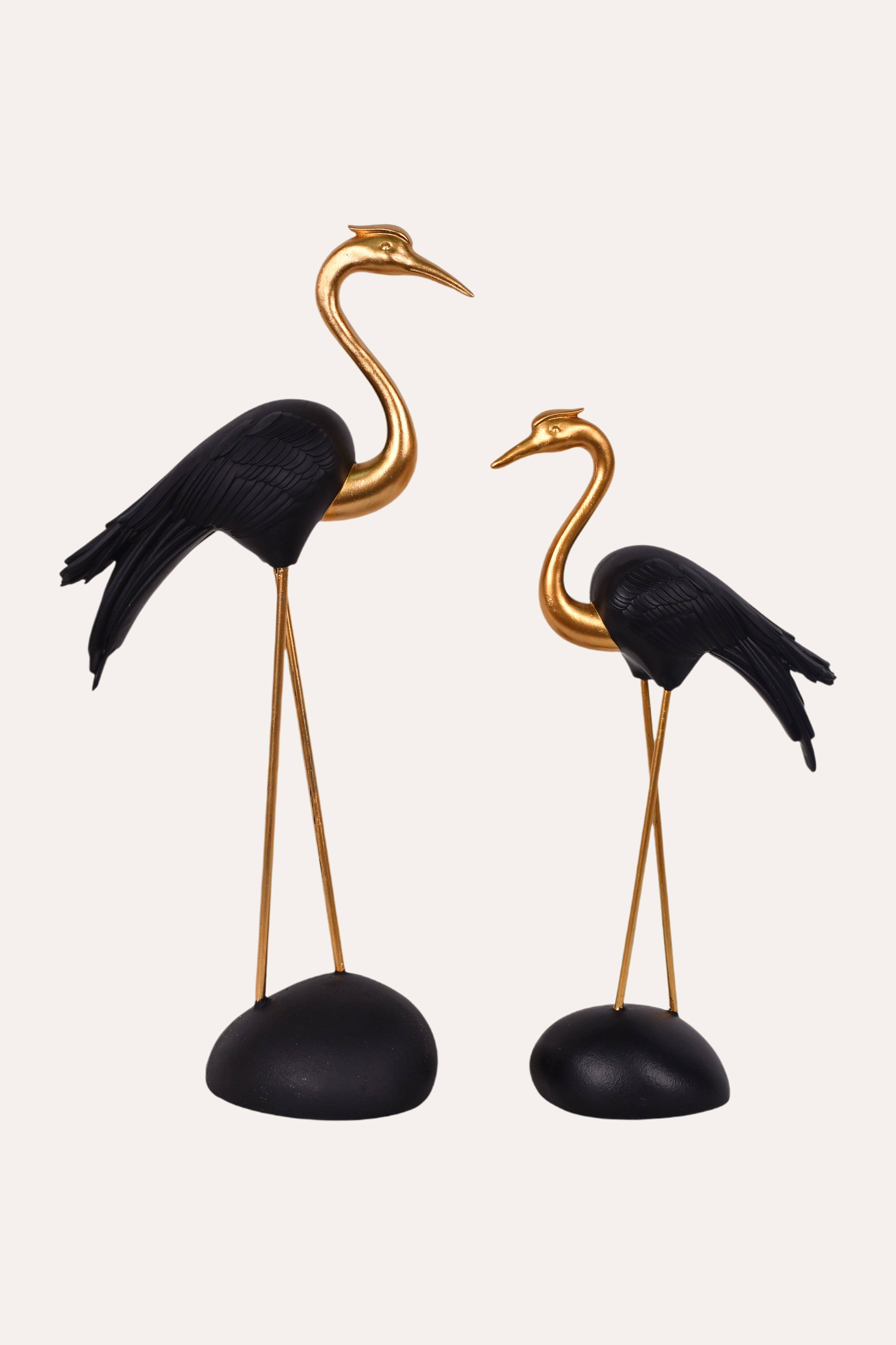 Decorative flamingo statues