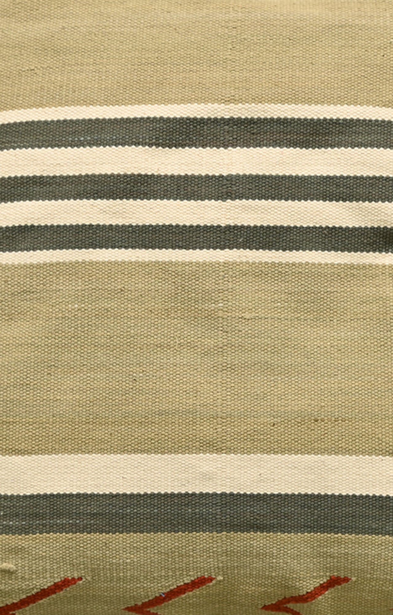 A Patterned Splash of Style : Unique Cushion Covers to Suit Every Taste_secondary