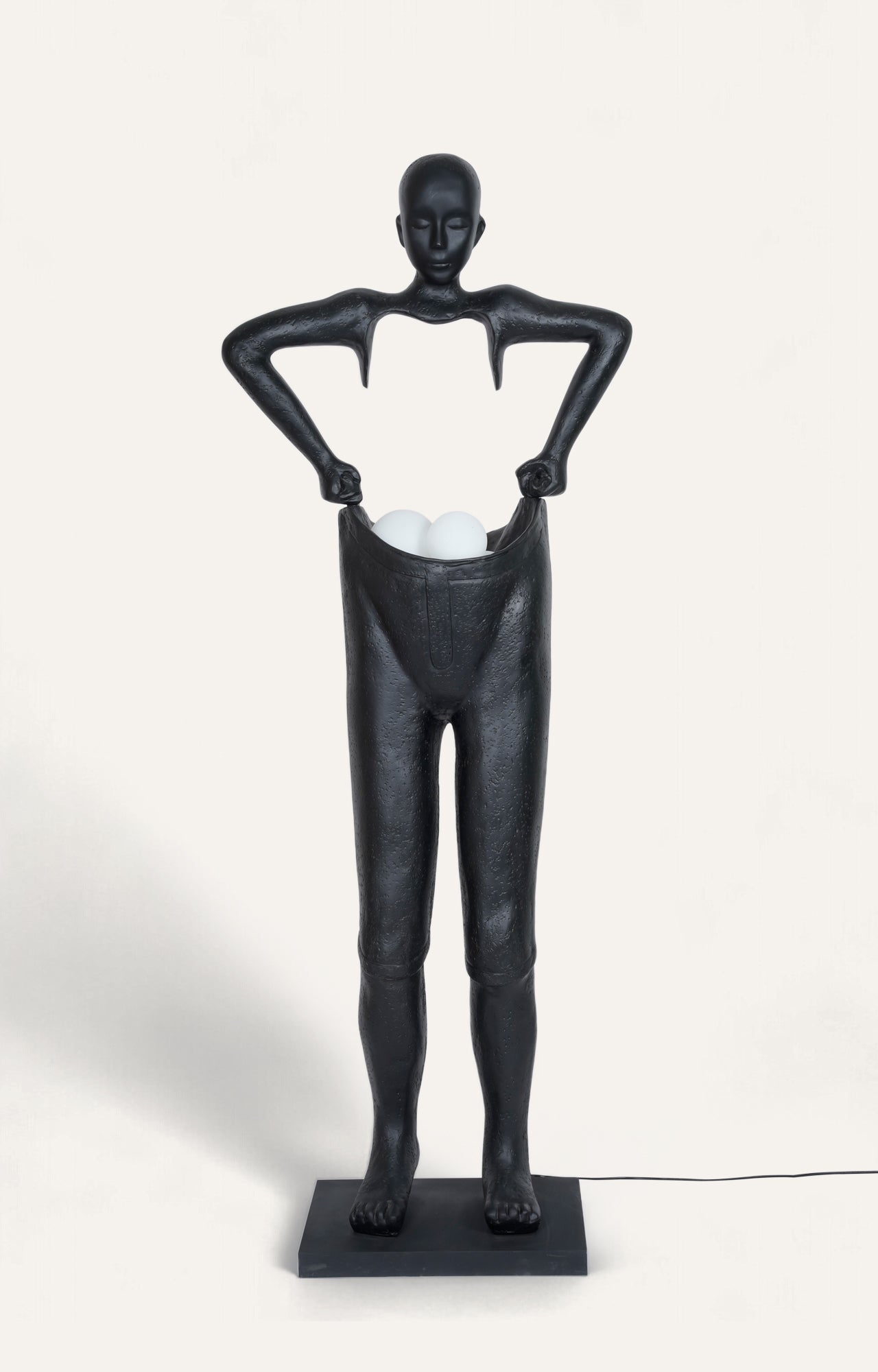 A body Sculpture Holding Floor Lamp_main