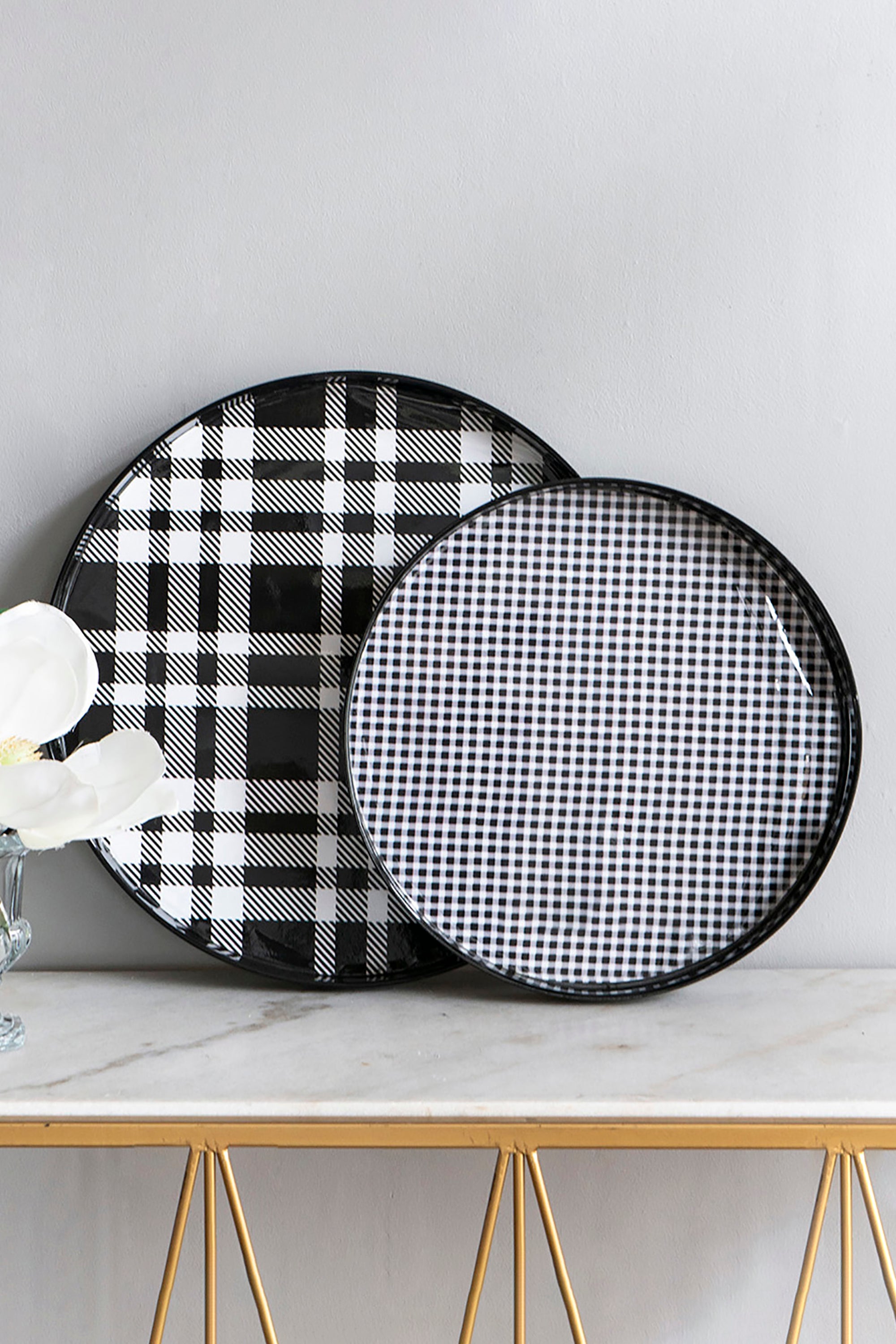 Black and White Checkered Resin Tray