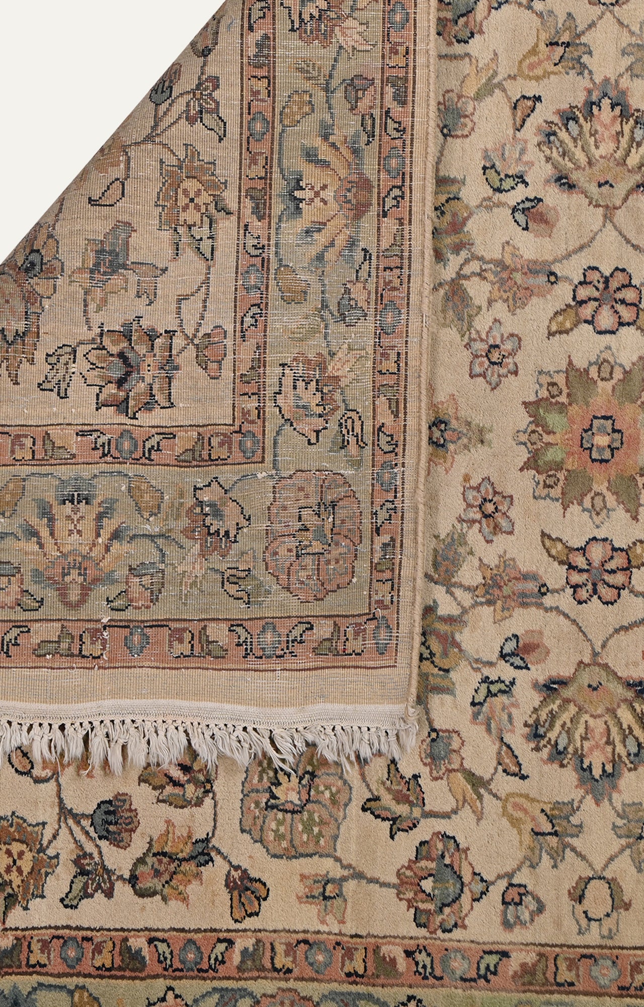 Woolen Hand Tufted Carpet