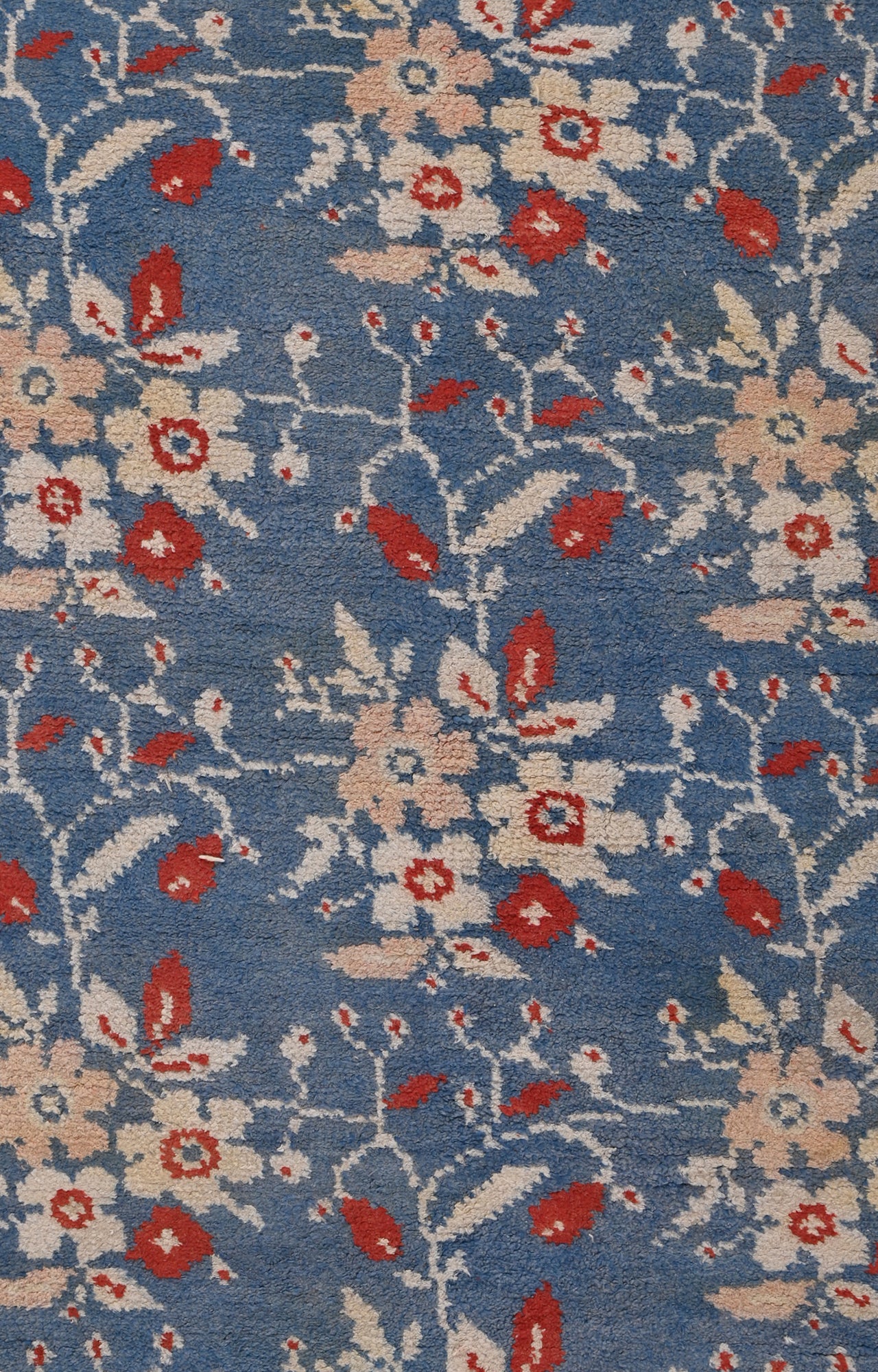 Beautiful hand knotted Agra Carpet