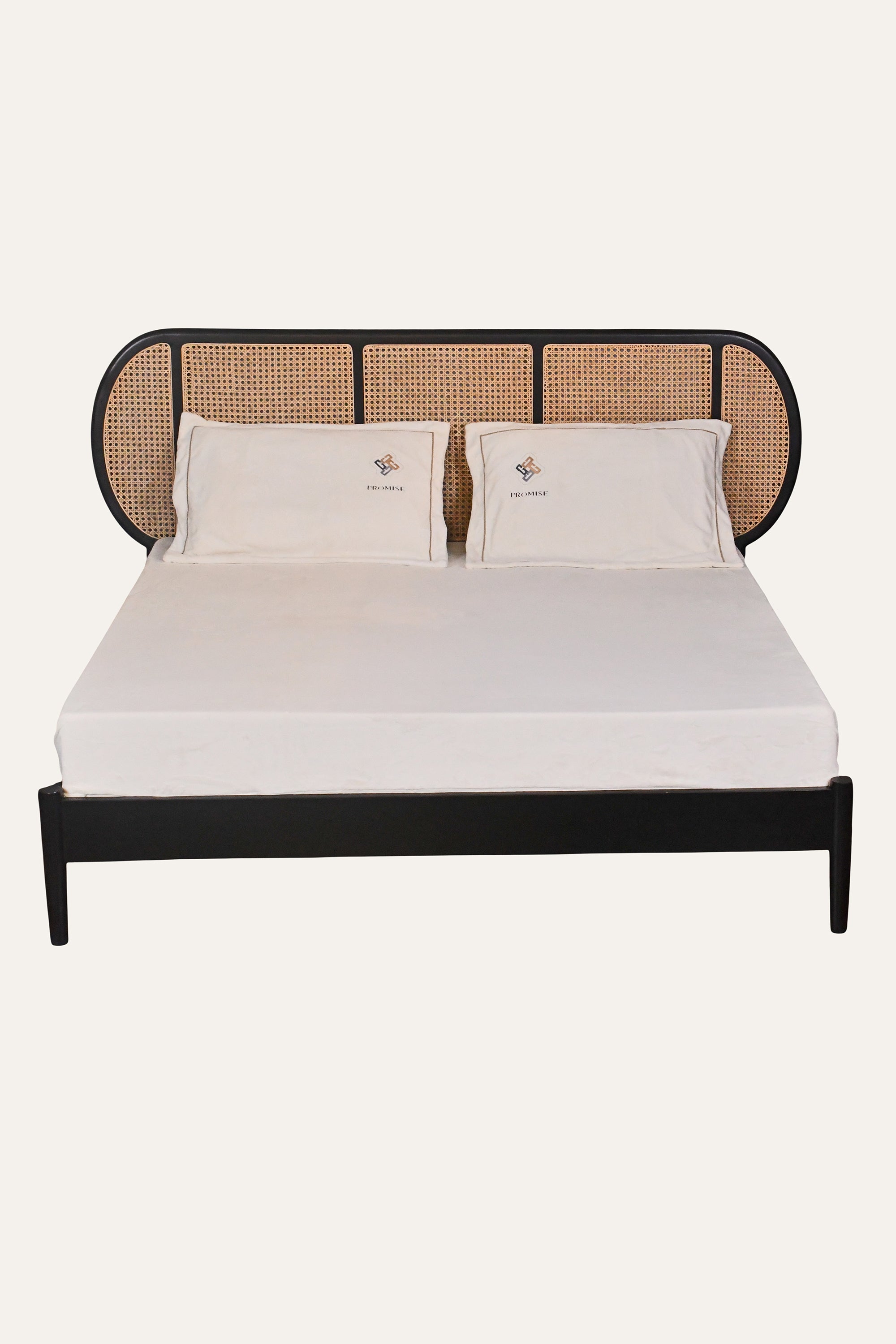 Crisp White Bedding Set