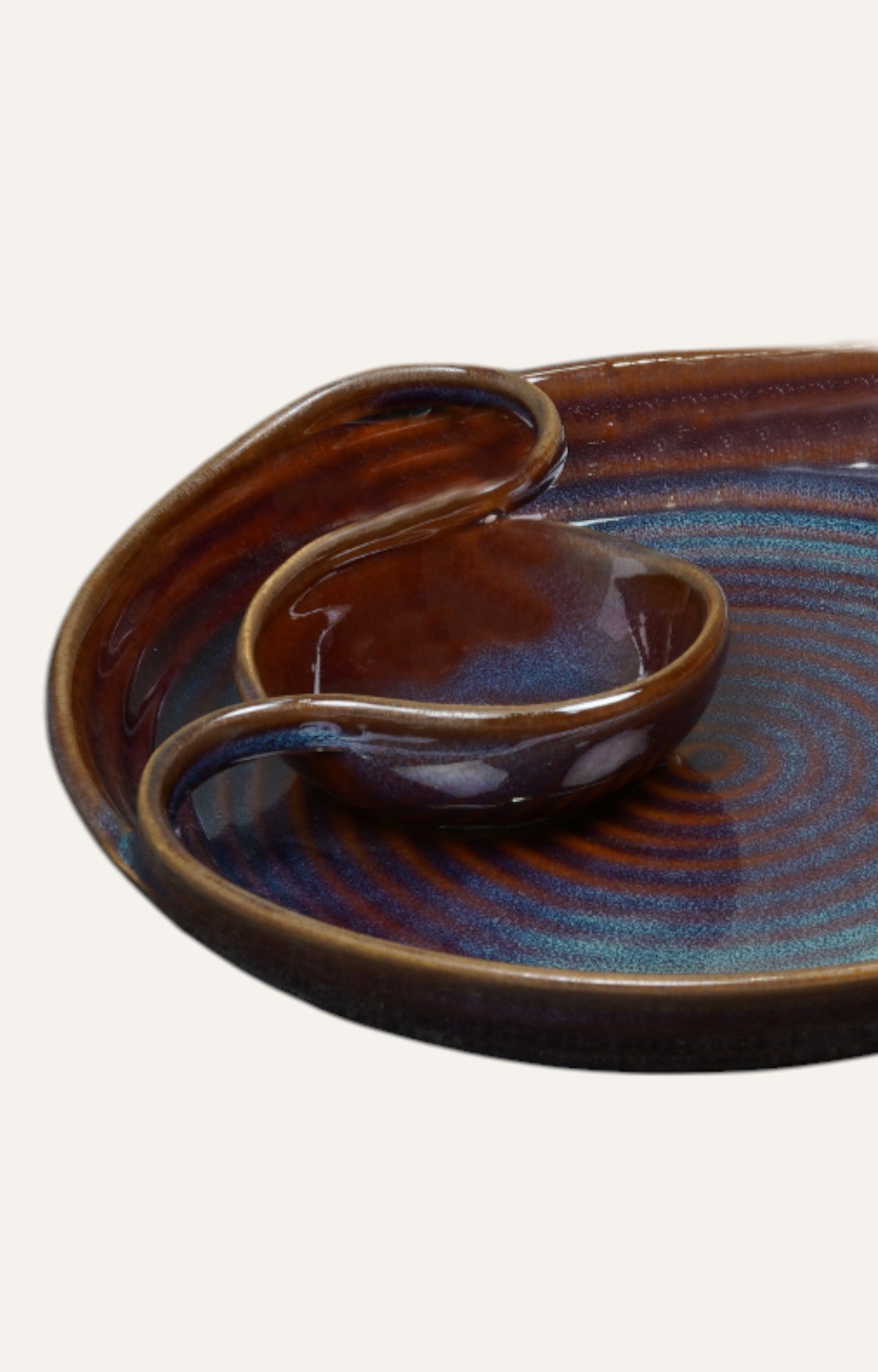 Dual-tone Spiral Glazed Ceramic Chip & Dip Set