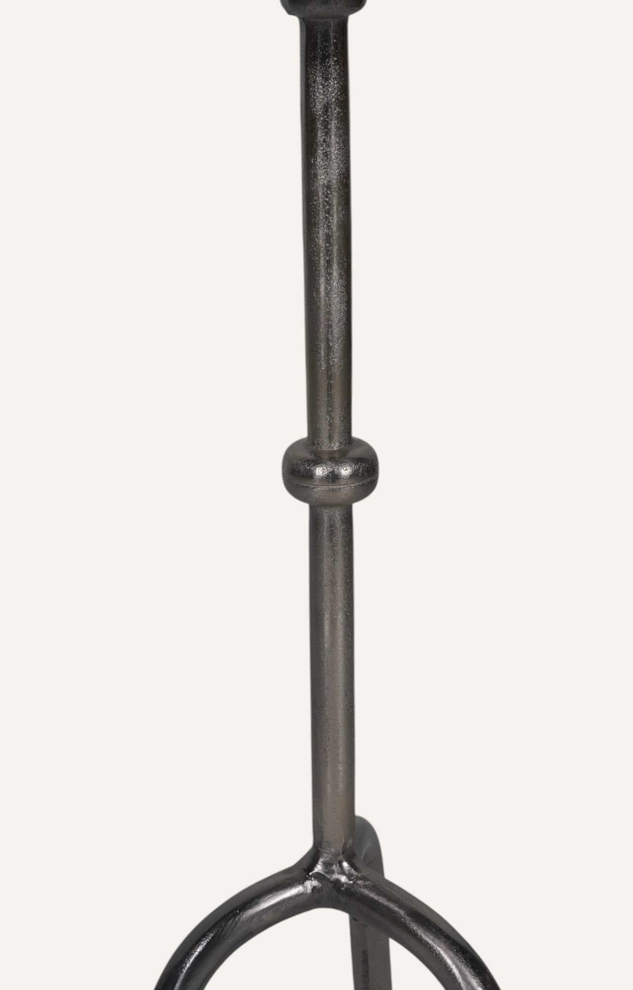 Vintage Vibe: Contemporary Peg Side Table