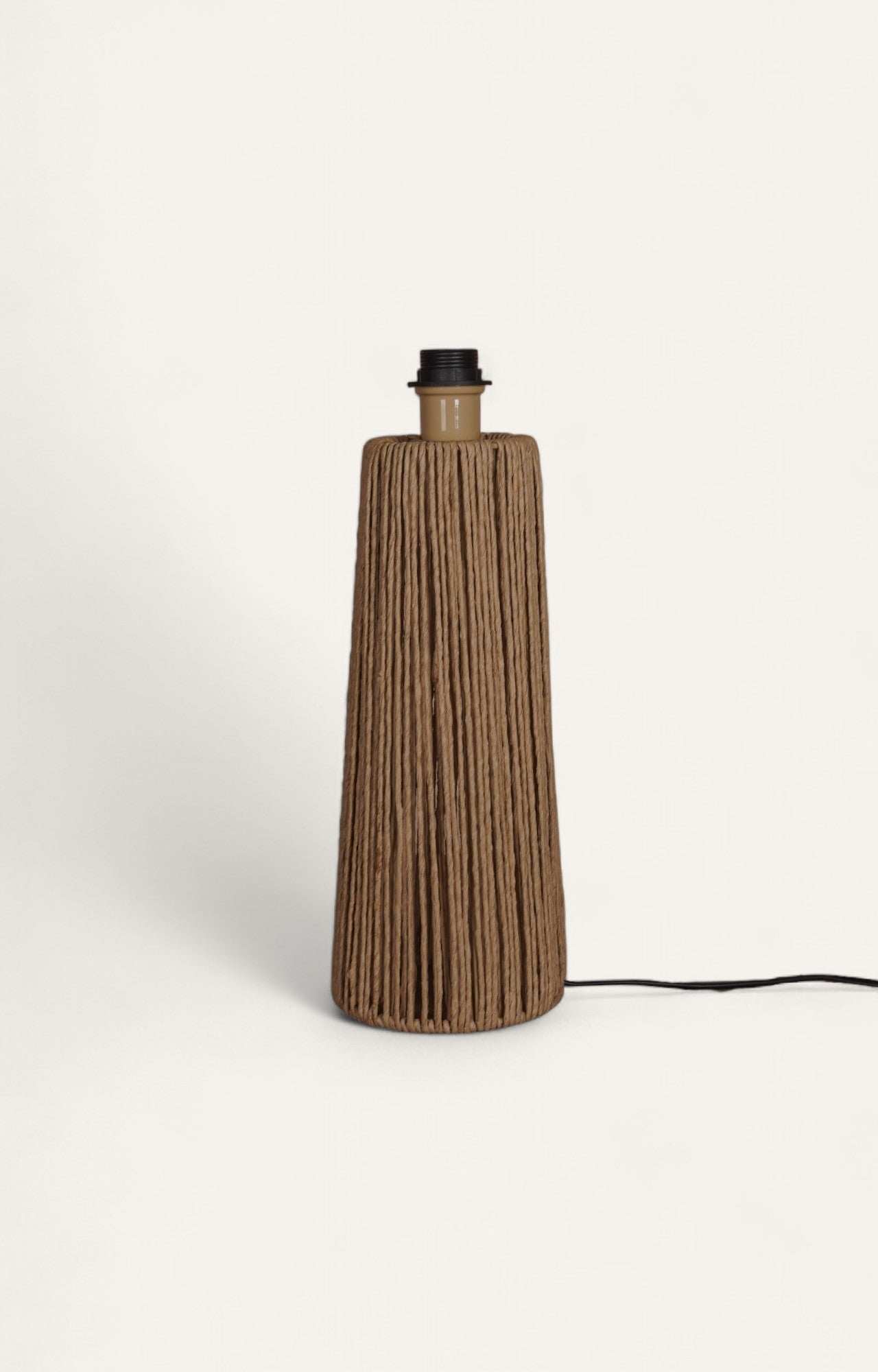 Cylindrical Brown Raffia Drum Table Lamp