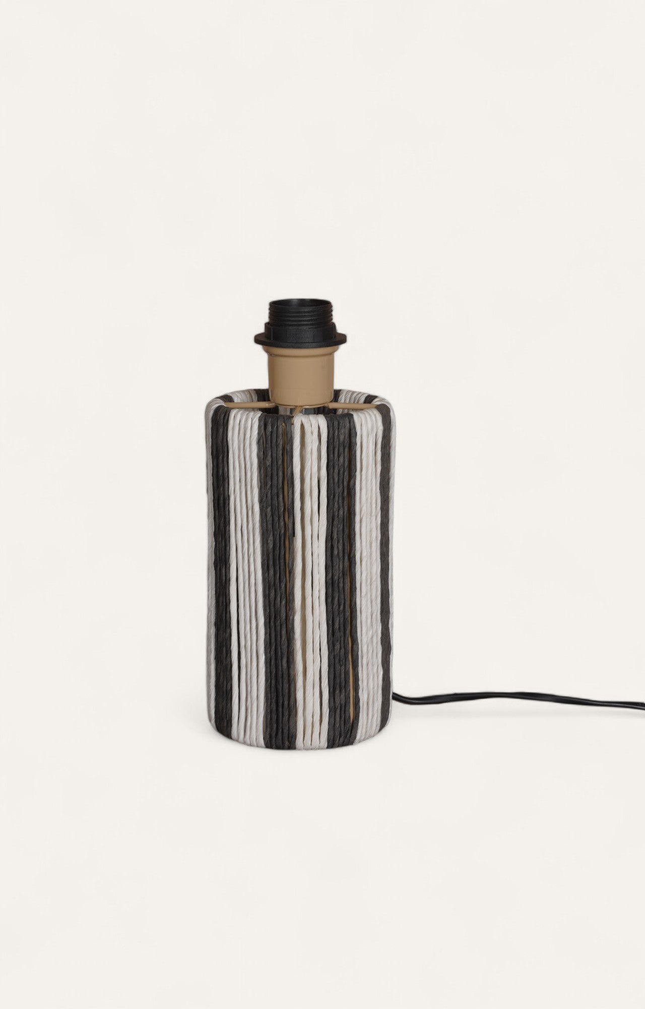 Textured Black & White Raffia Table Lamp