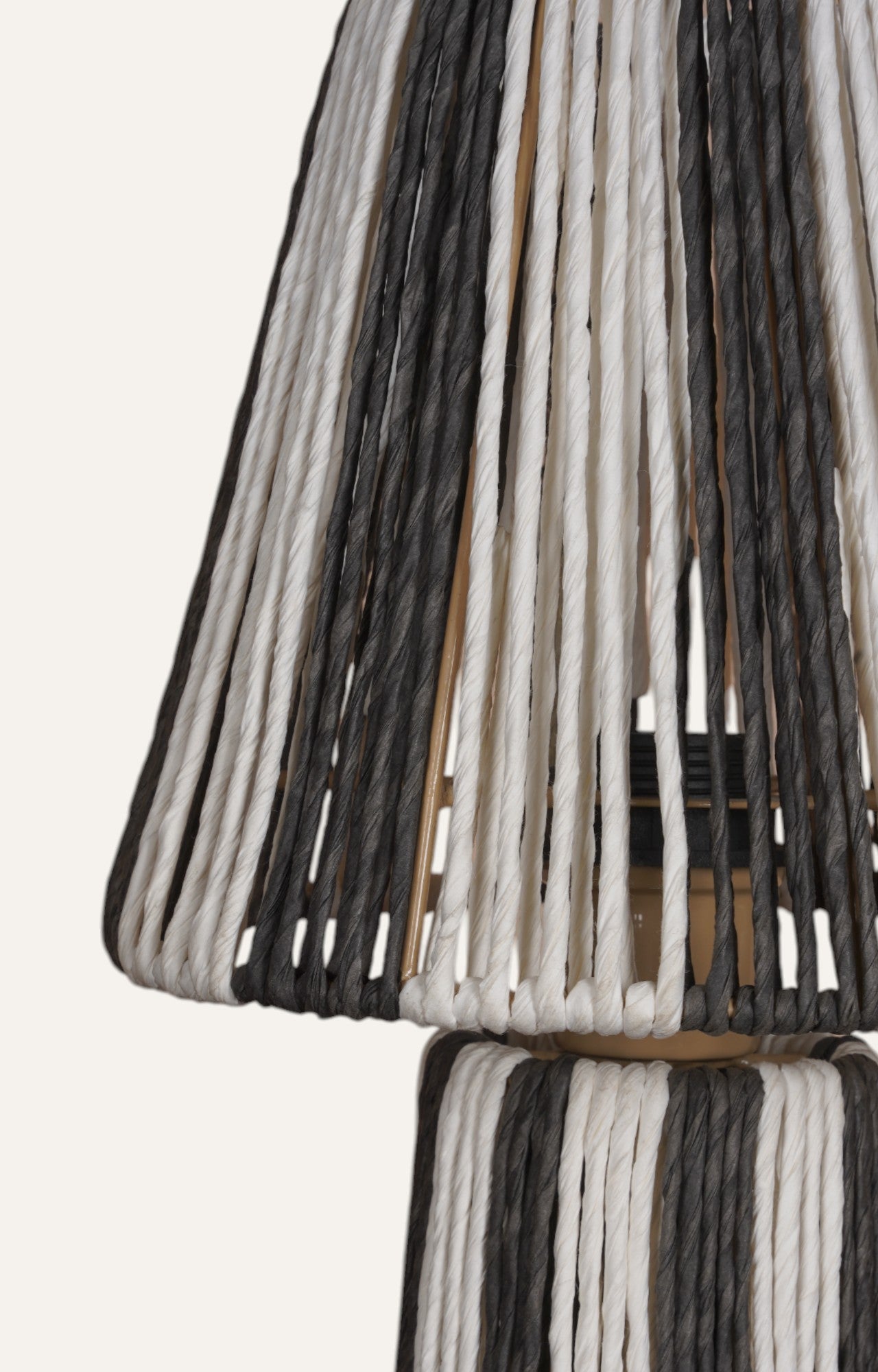 Bold Black & Off White Radial Raffia Rope Table Lamp
