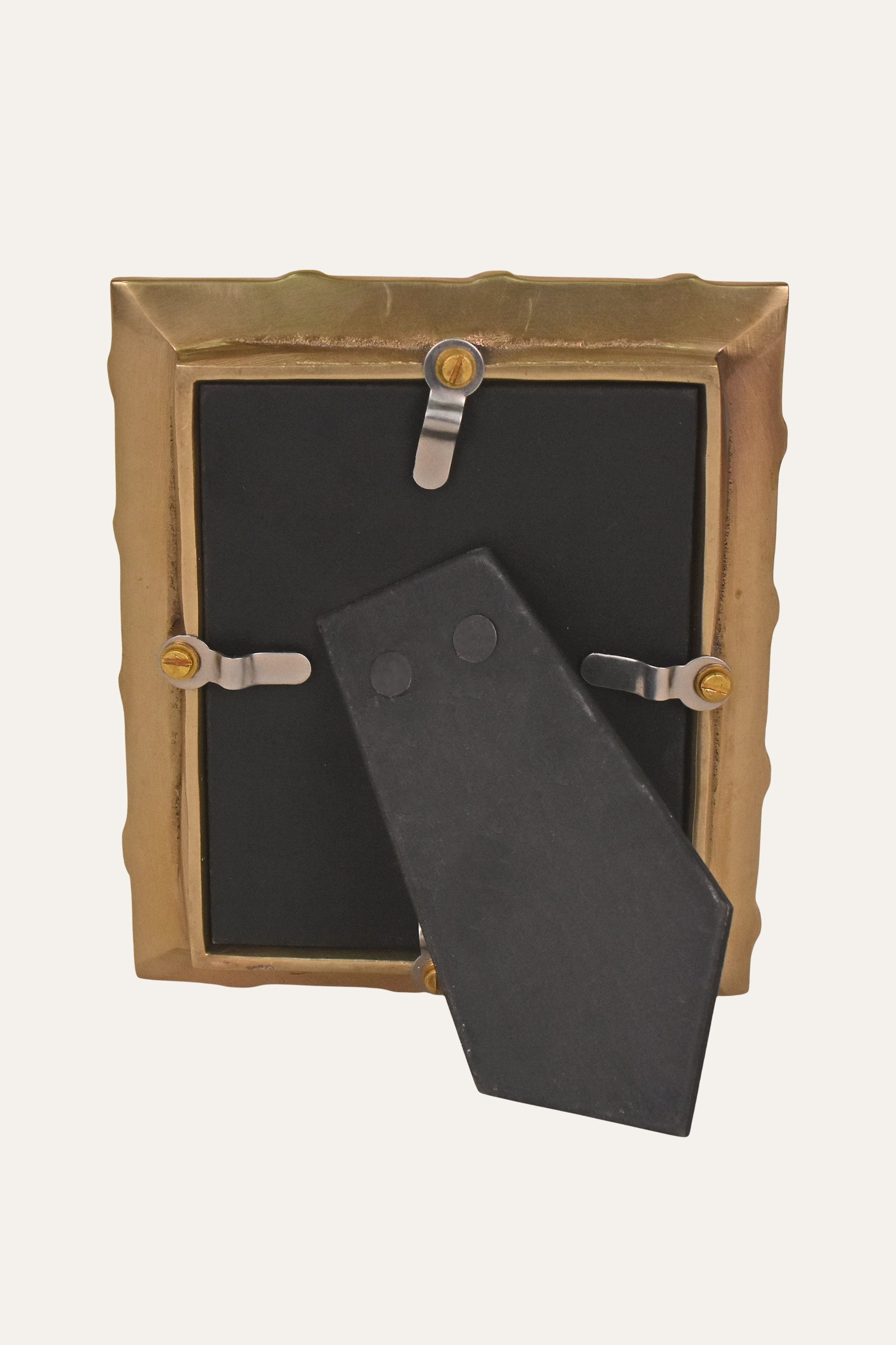 Heritage Brass Photo Frame with Sculpted Border