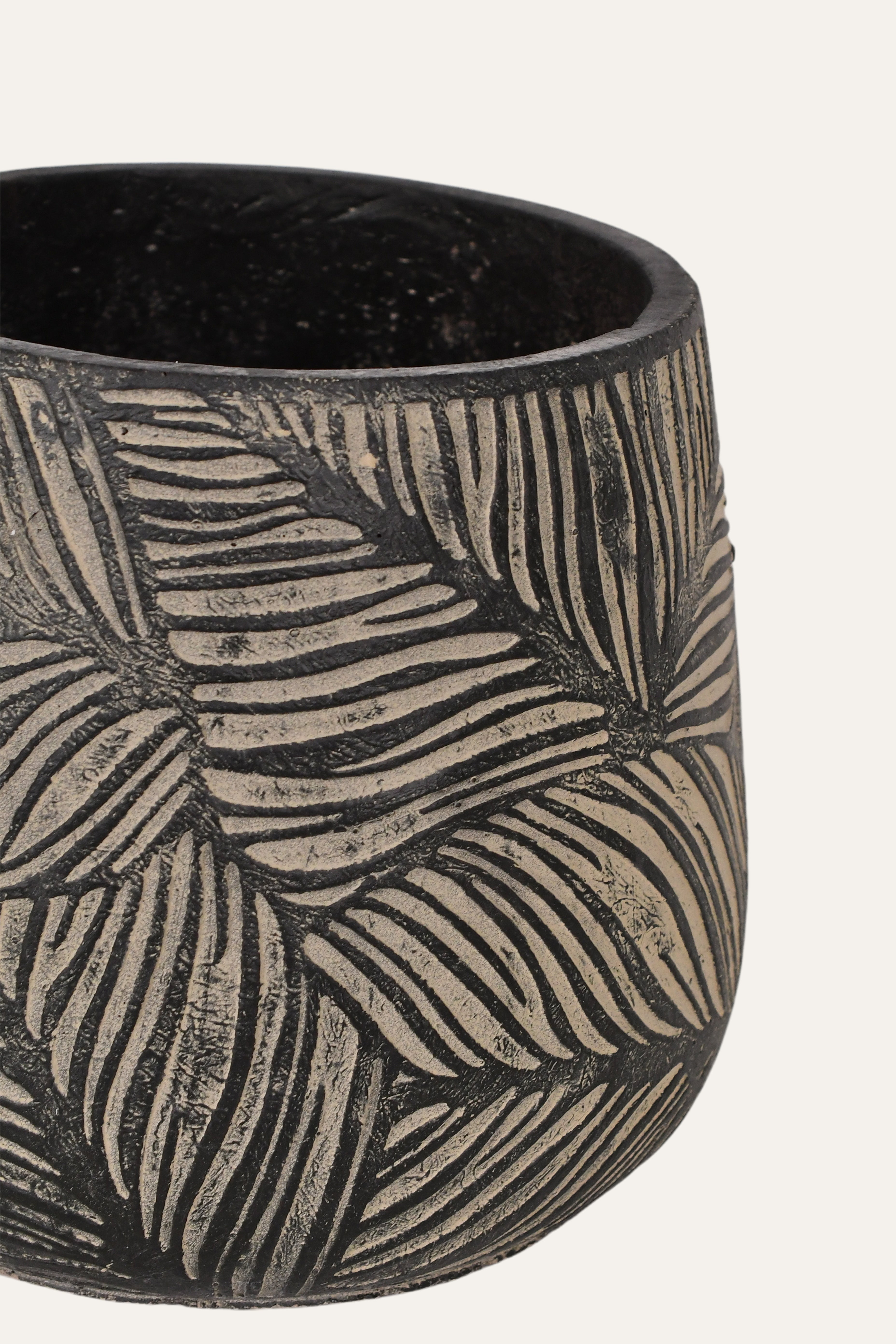 Carved Leaf Pattern Black Terracotta Planter - Small