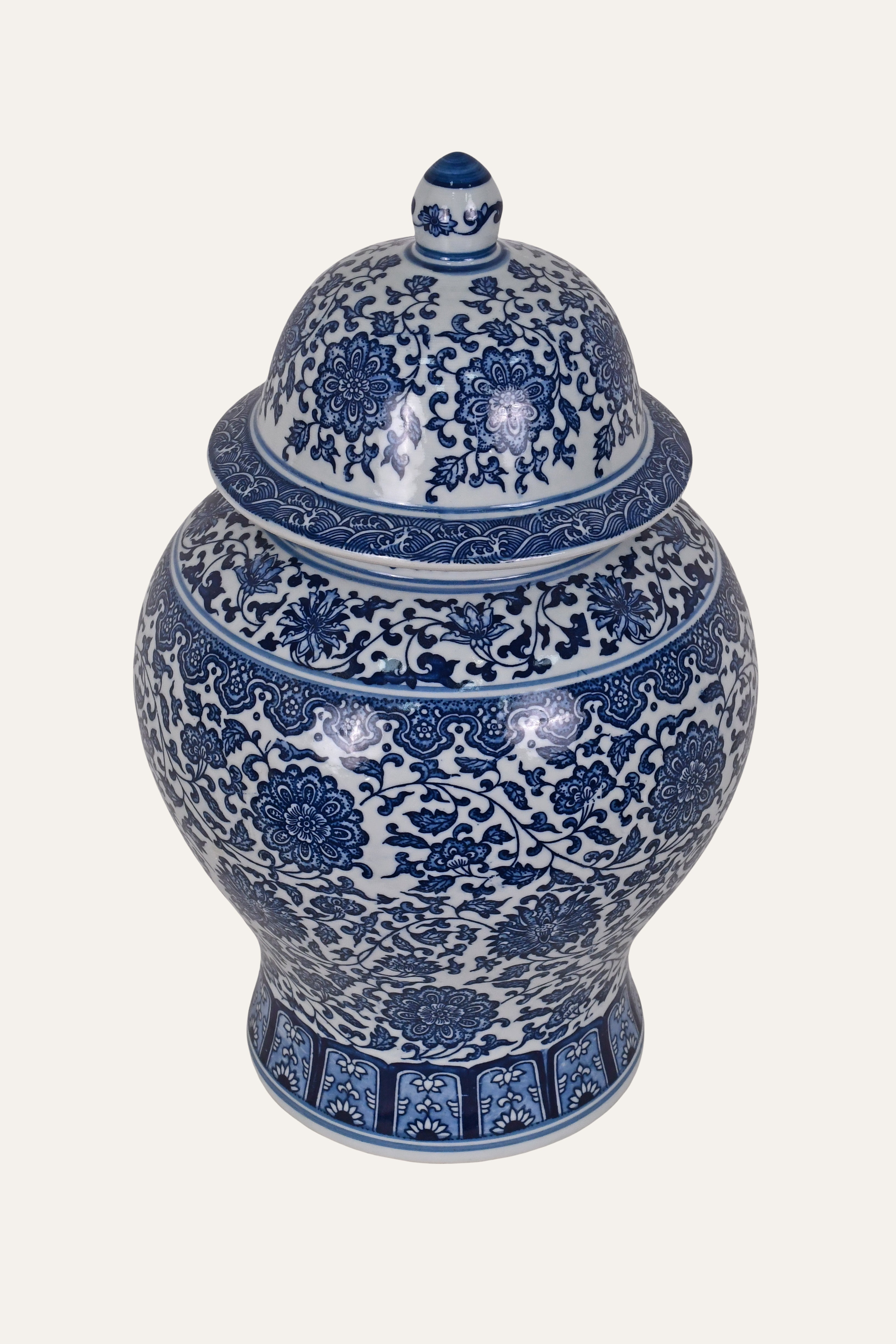 Traditional Blue & White Porcelain Chinoiserie Temple Vase