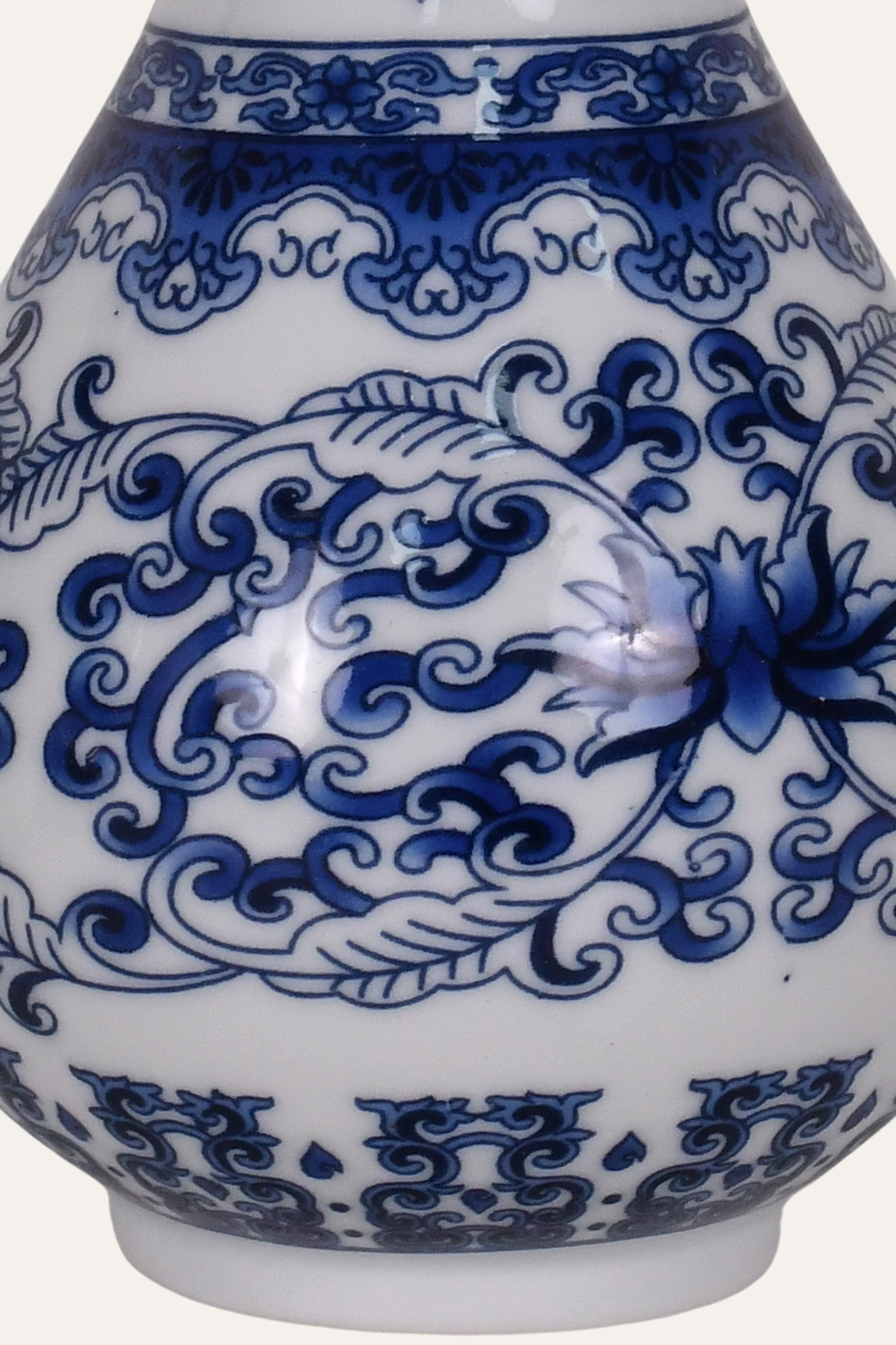 Blue & White Porcelain Chinoiserie Vase