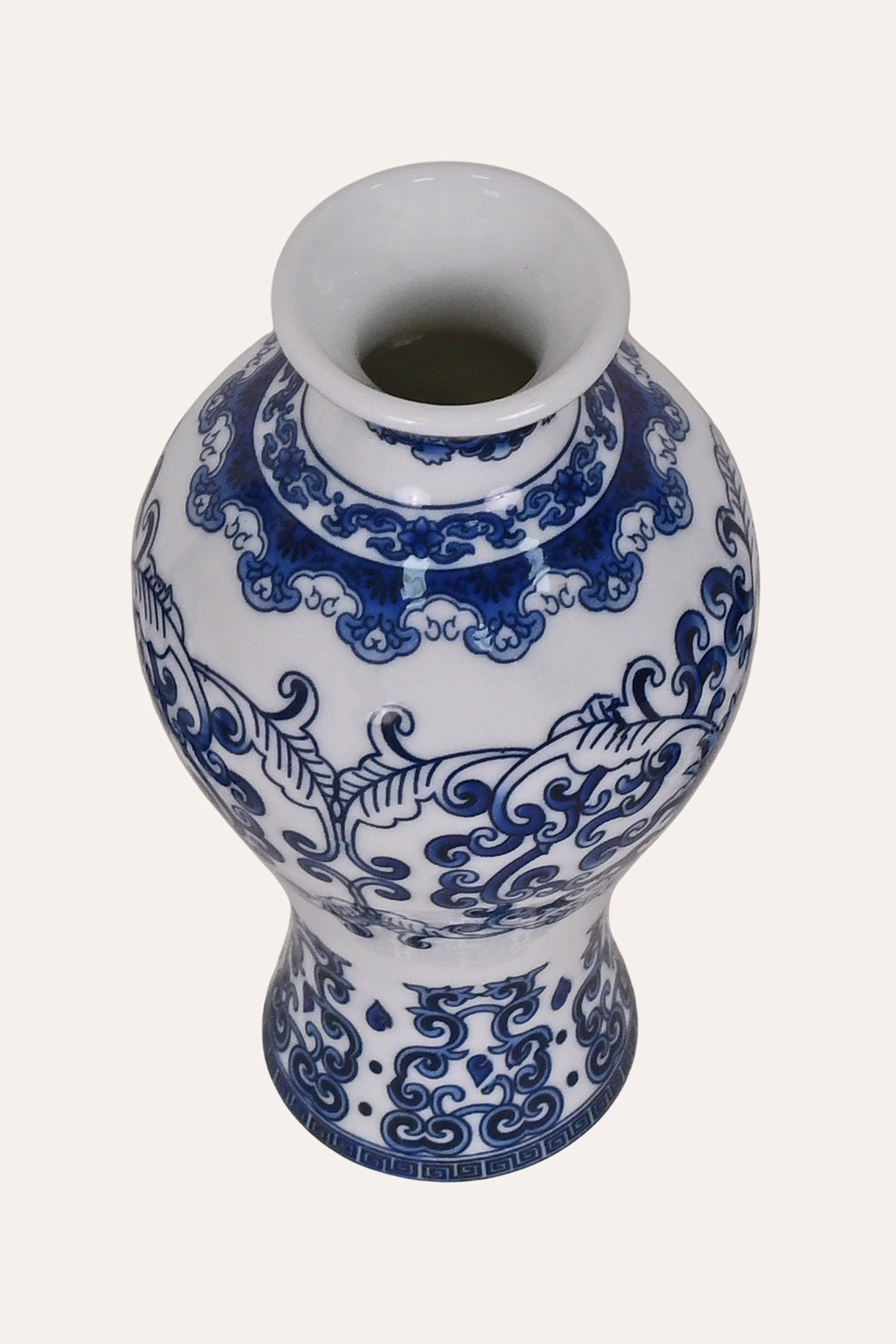 Traditional Blue & White Porcelain Chinoiserie Vase