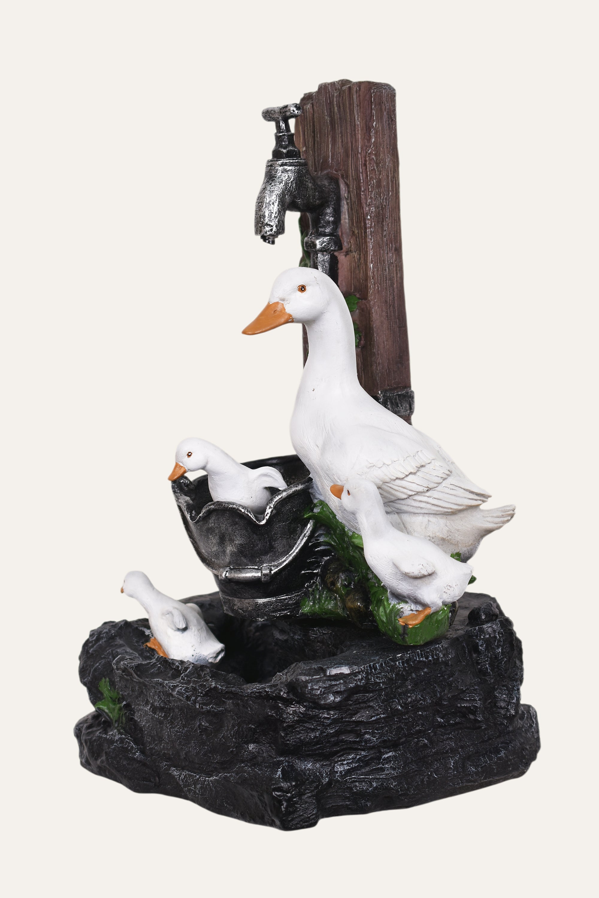 Decorative fountain with goose figures