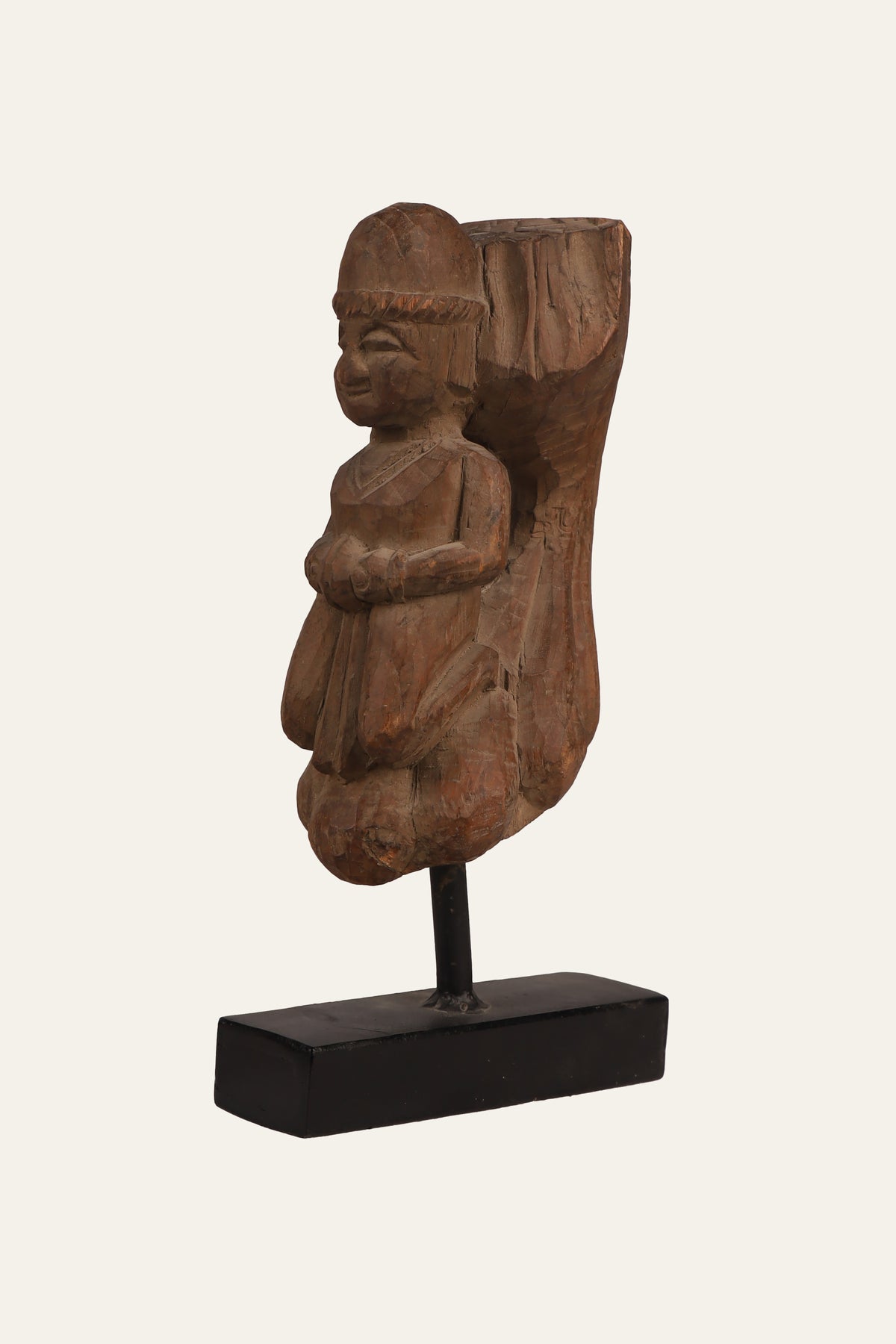 Decorative musician statue for shelves