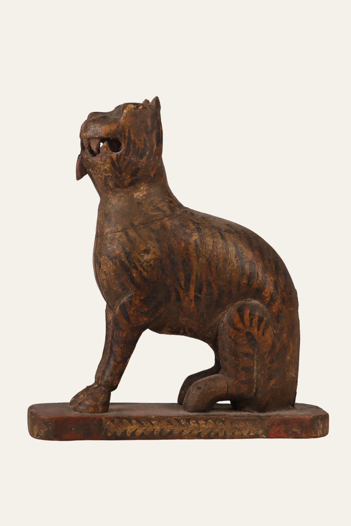 Decorative tiger showpiece for office decor