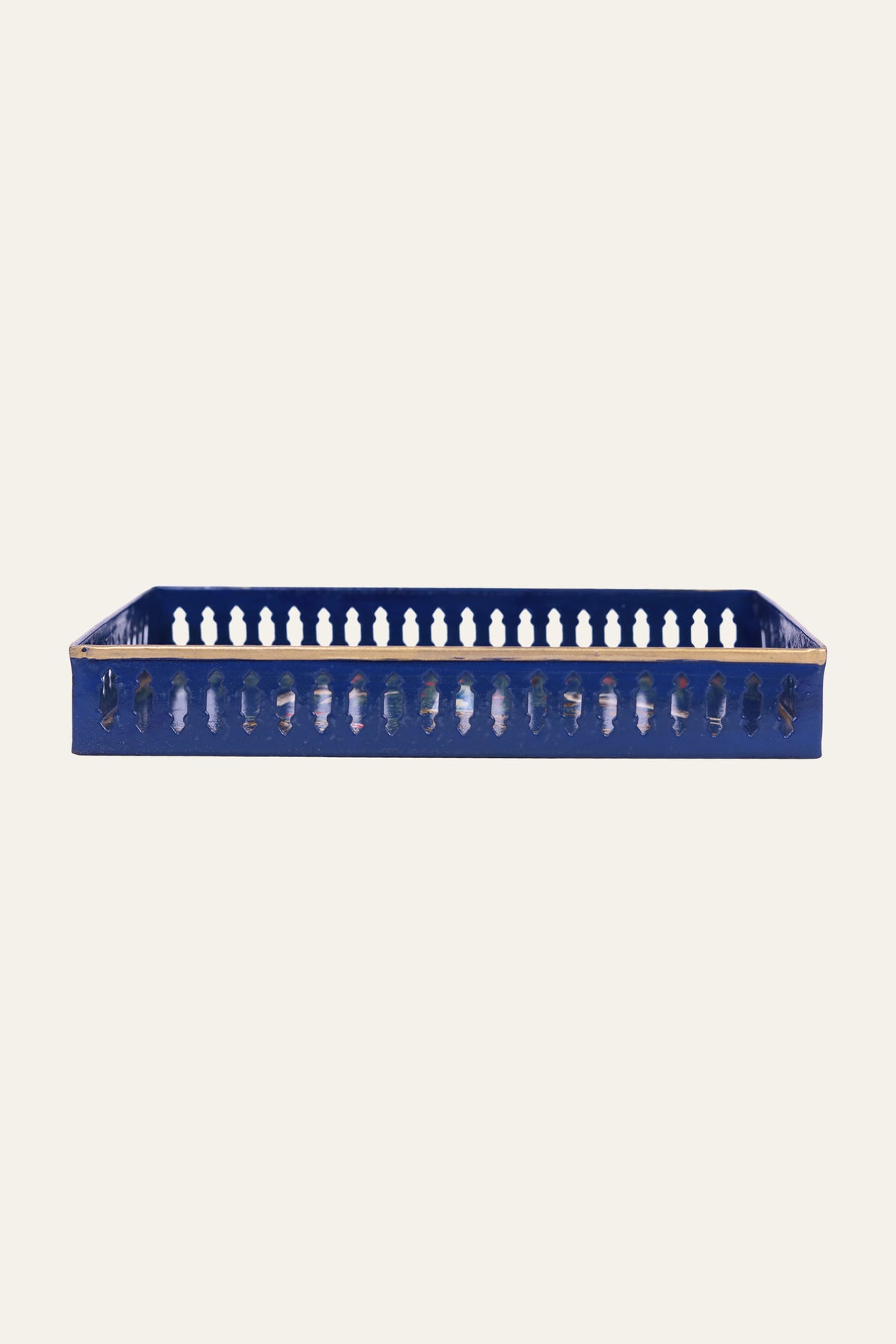 Decorative tray for coffee table