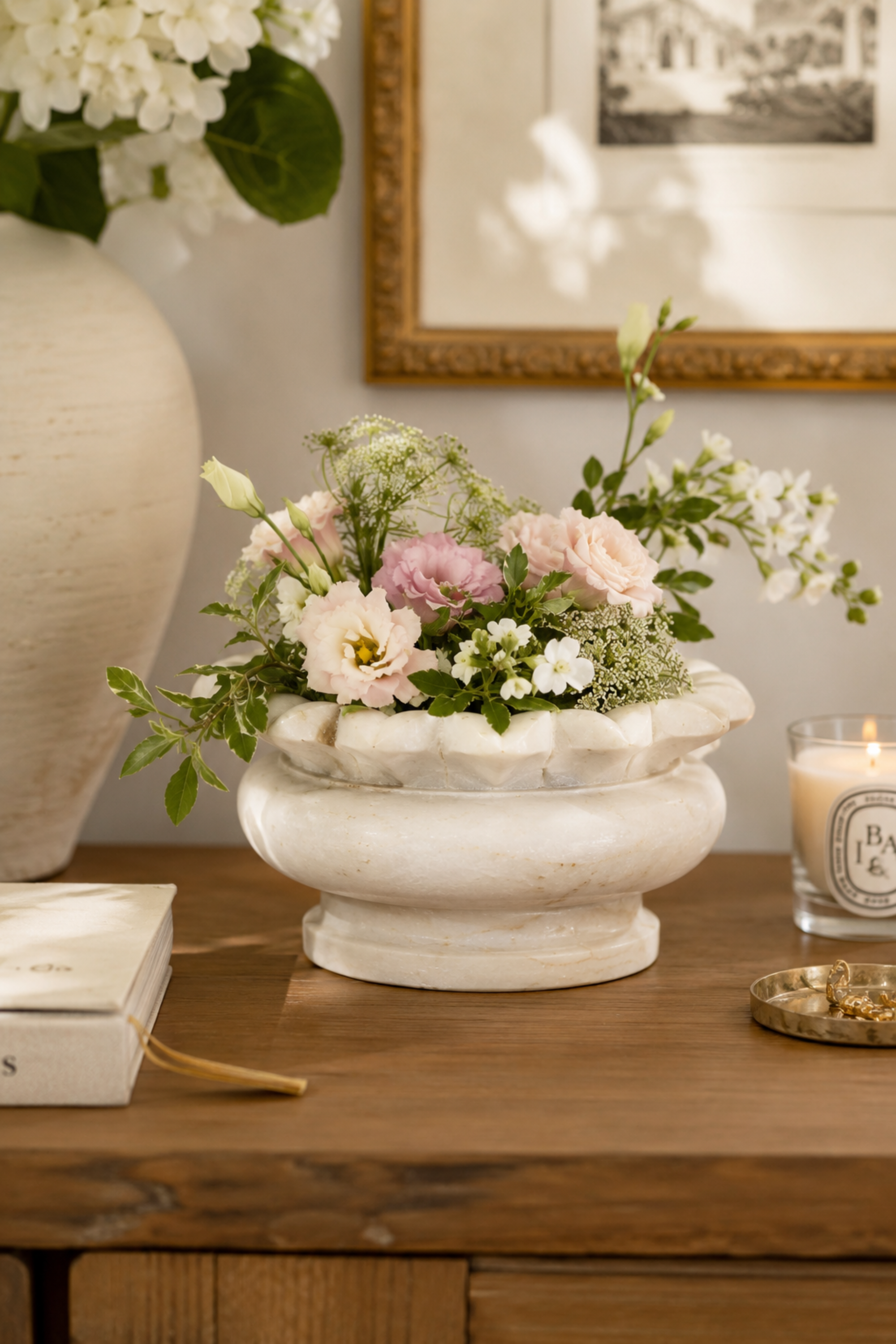 Durable White Marble Lotus planter for Garden