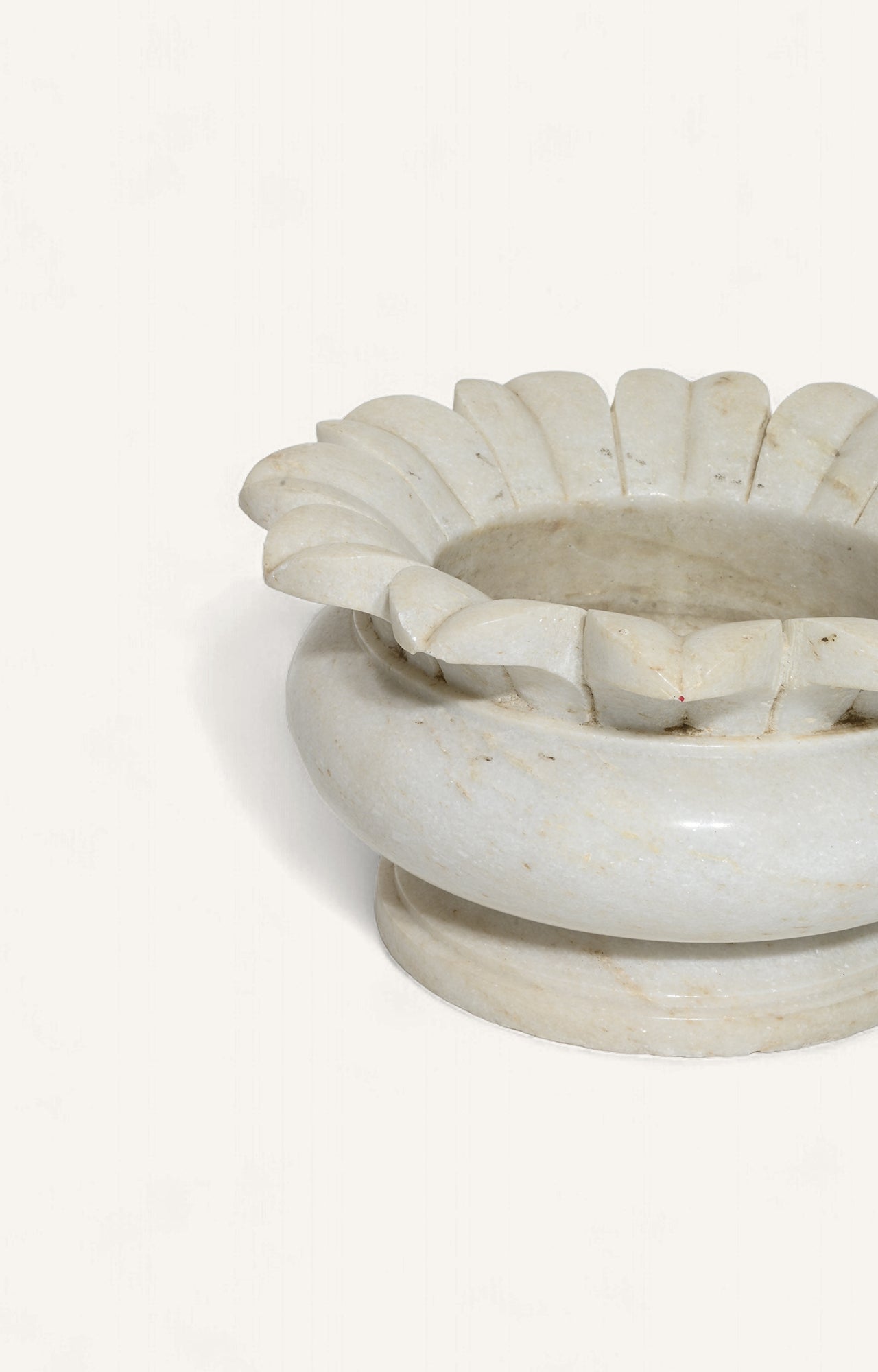 Durable White Marble Louts Bowl Planter