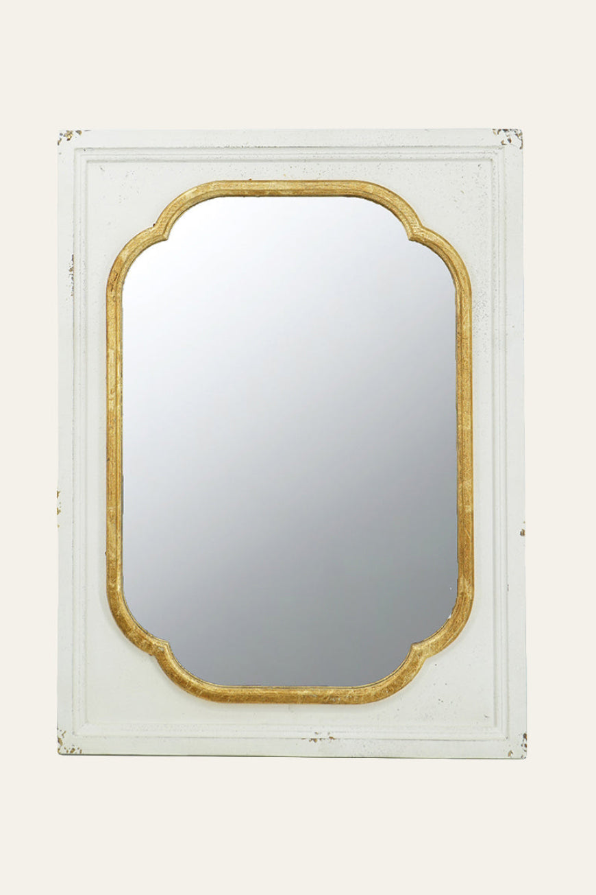 Decorative mirror with gold frame