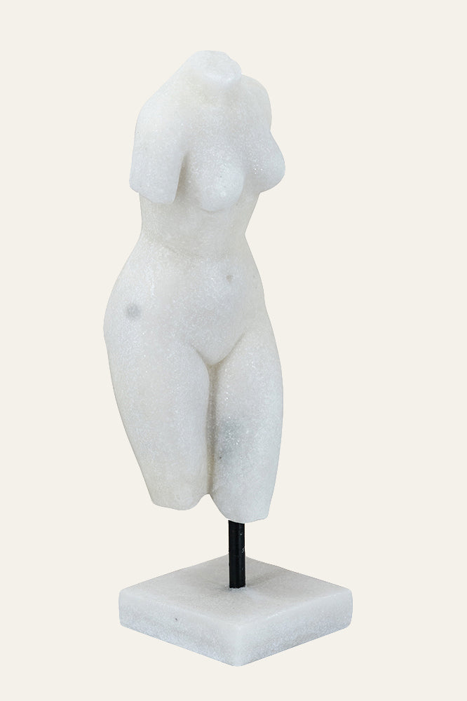 bust sculpture