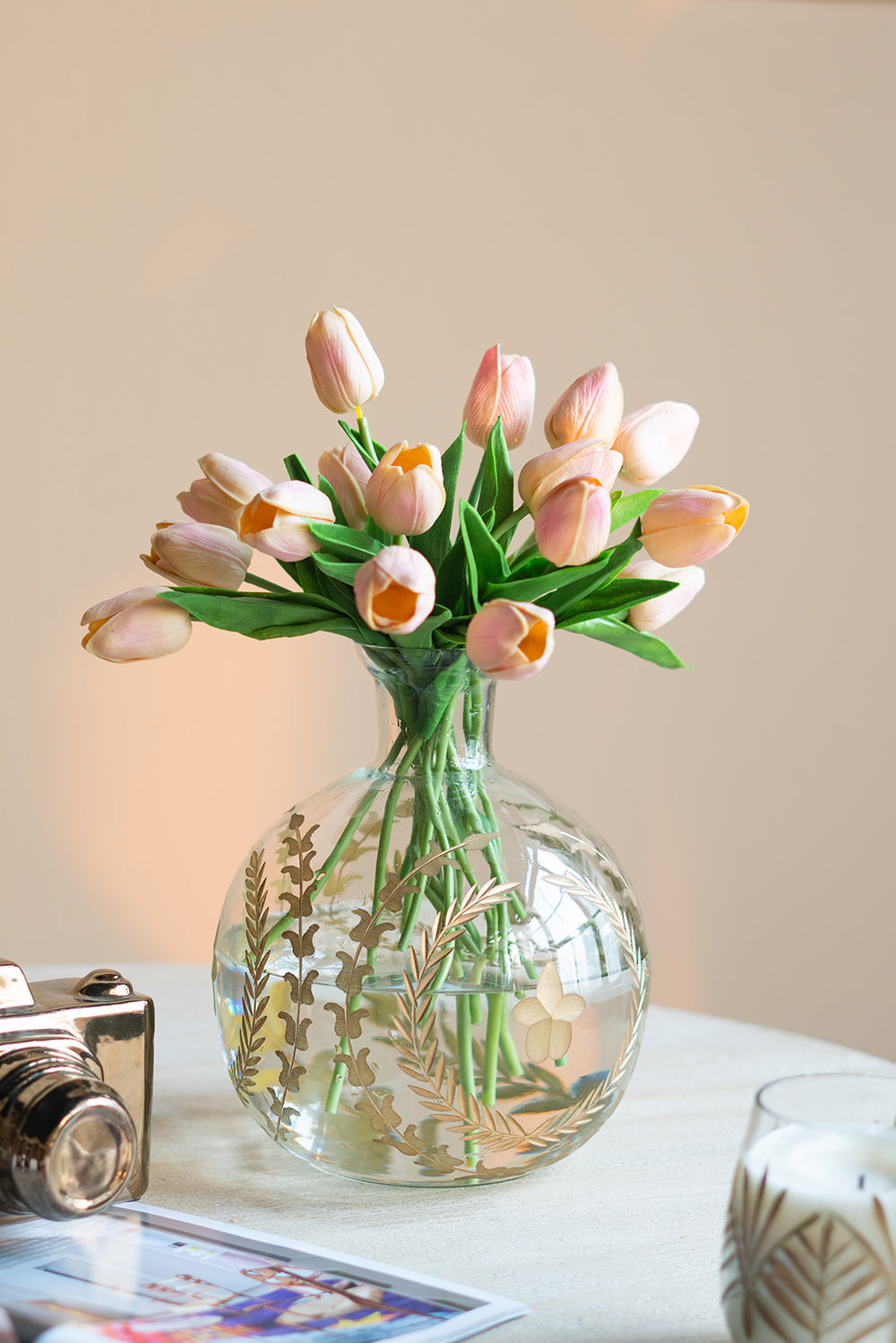 Clear glass vase