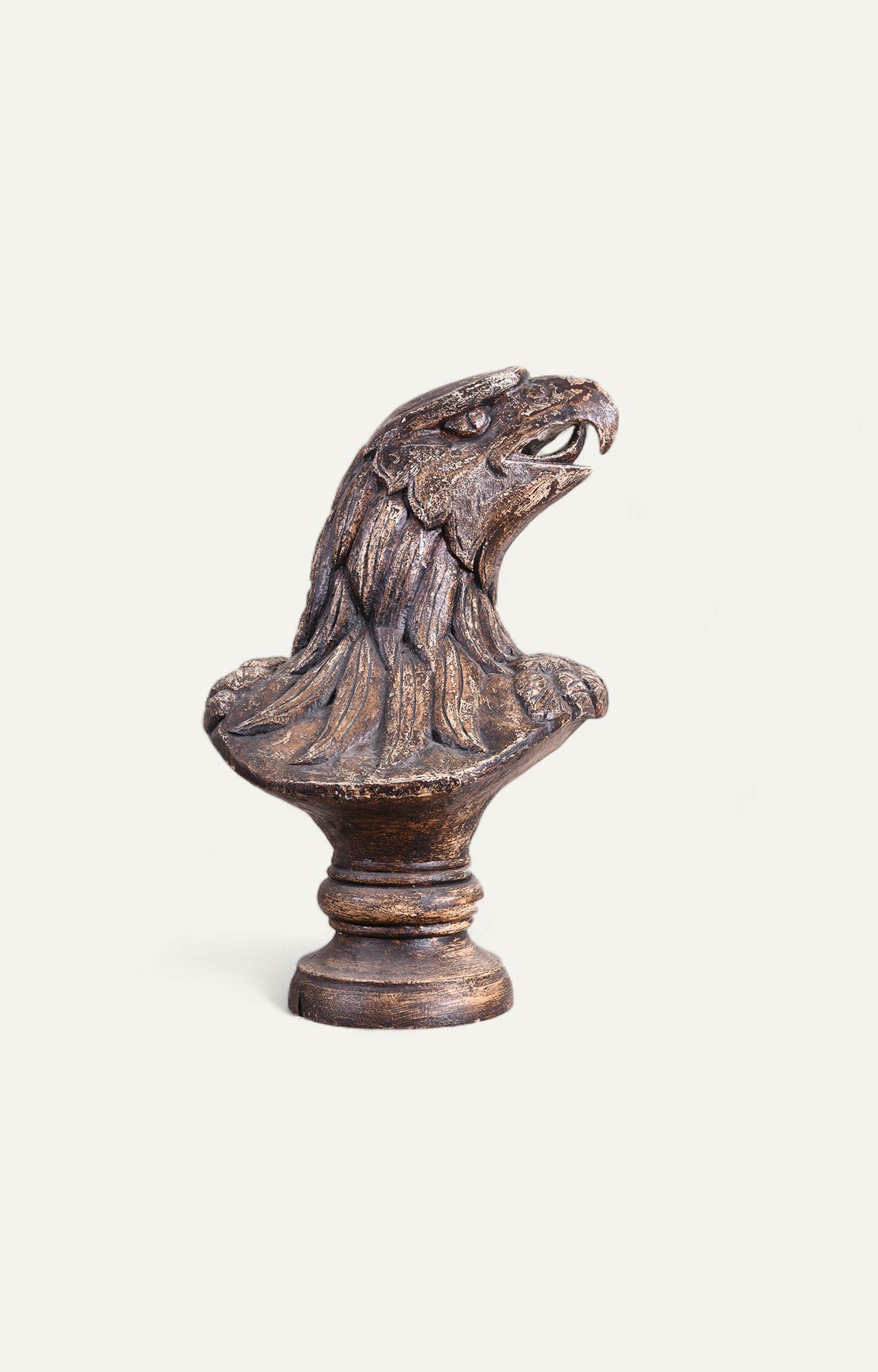 Eye to the Sky Table Decor- main