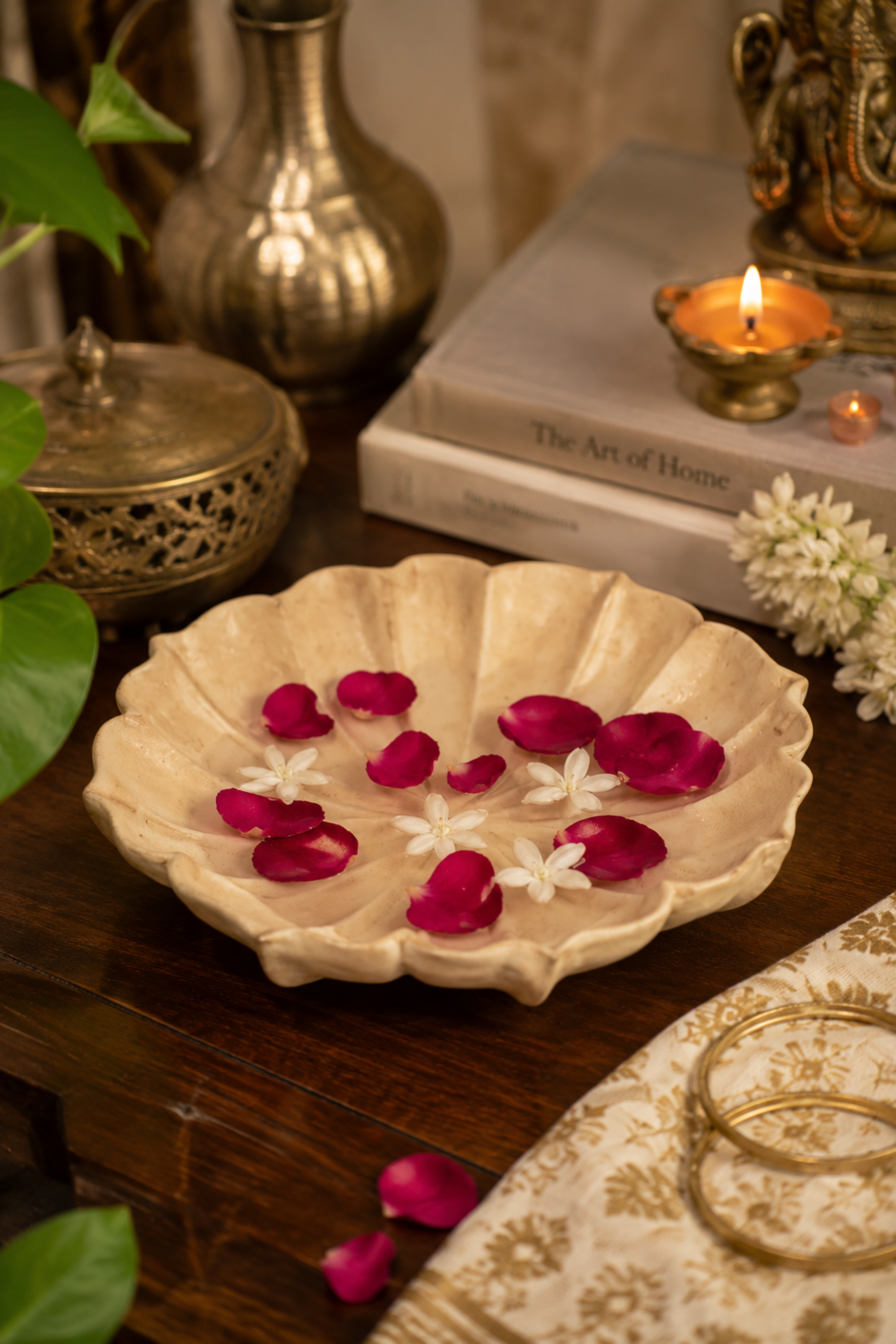 Fine Hand Carved Marble Floral Lotus Shaped Bowl