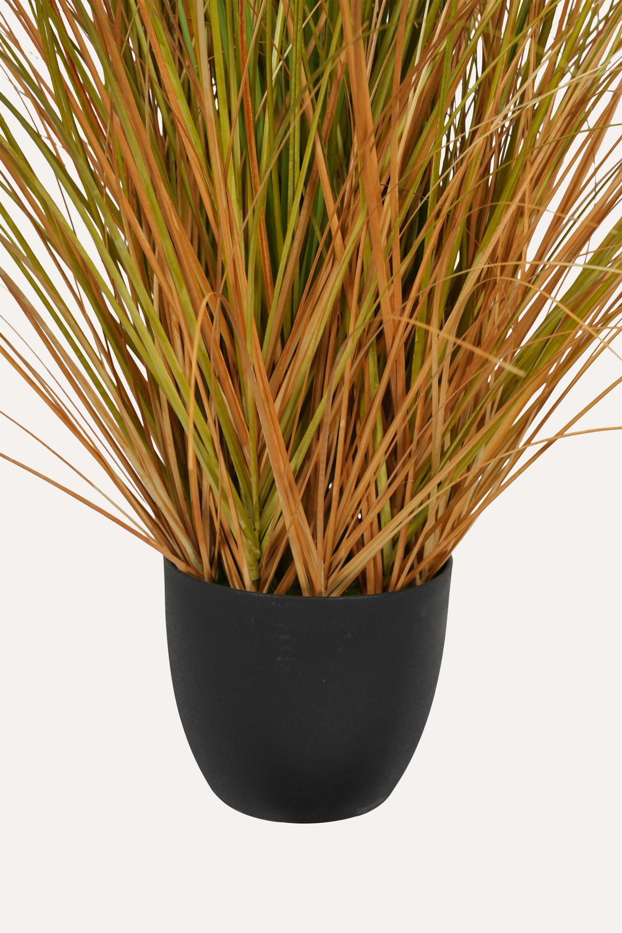 Fluffy artificial pampas grass