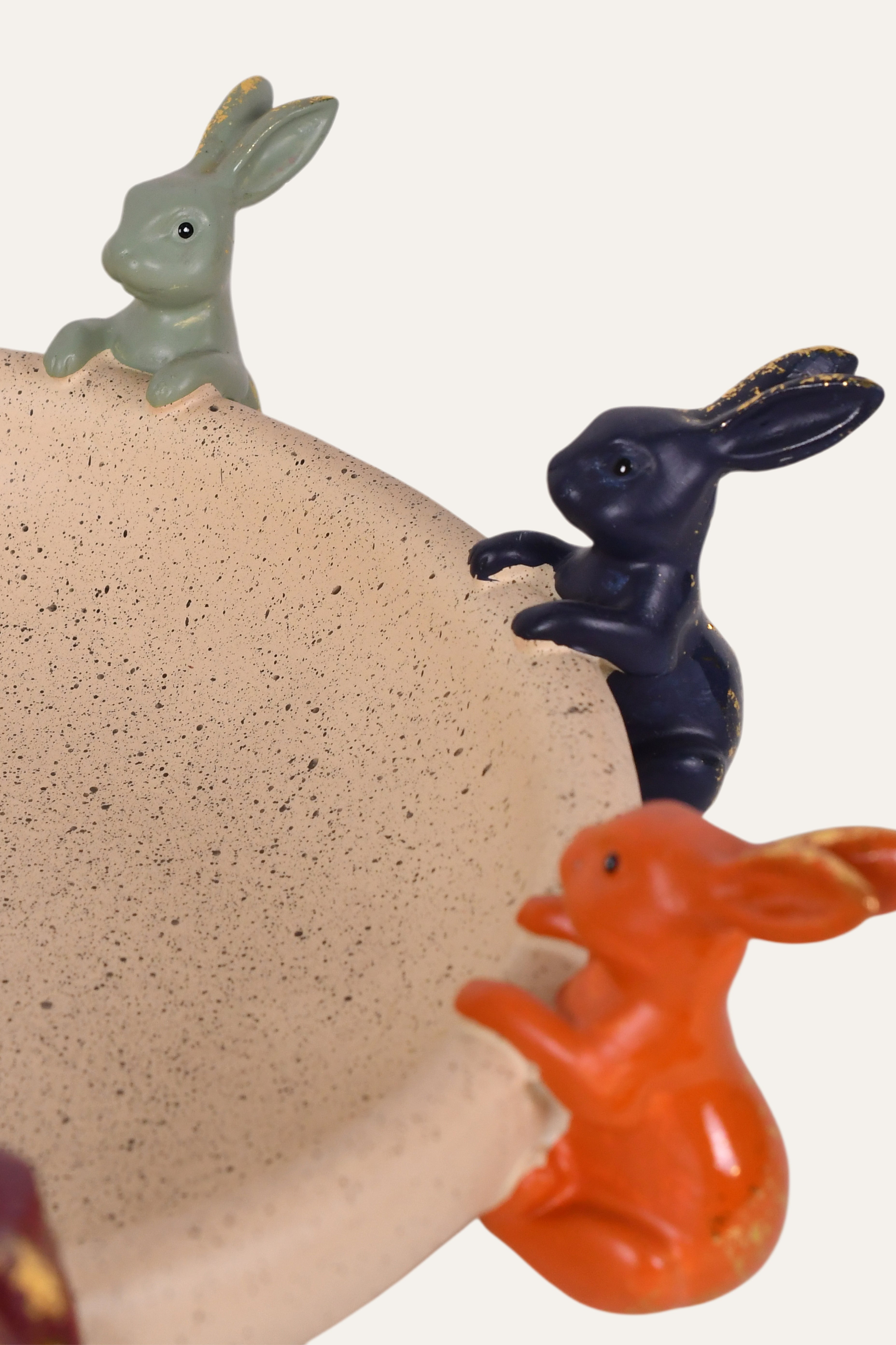 Fusion Furnishing rabbit decor