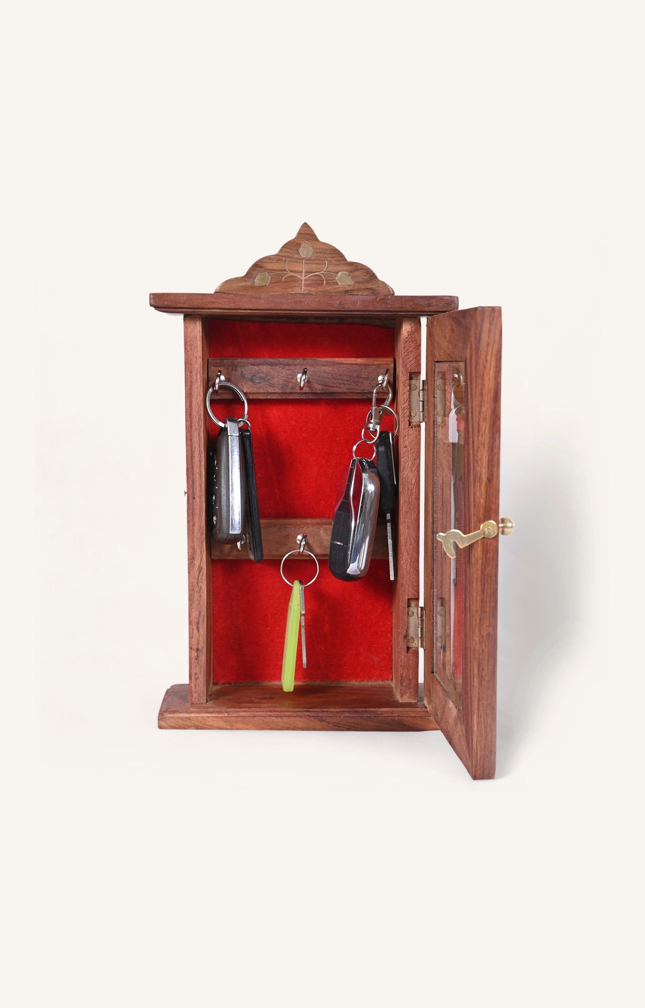 Handcrafted Wooden Wall-Mounted Key Holder Cabinet_4