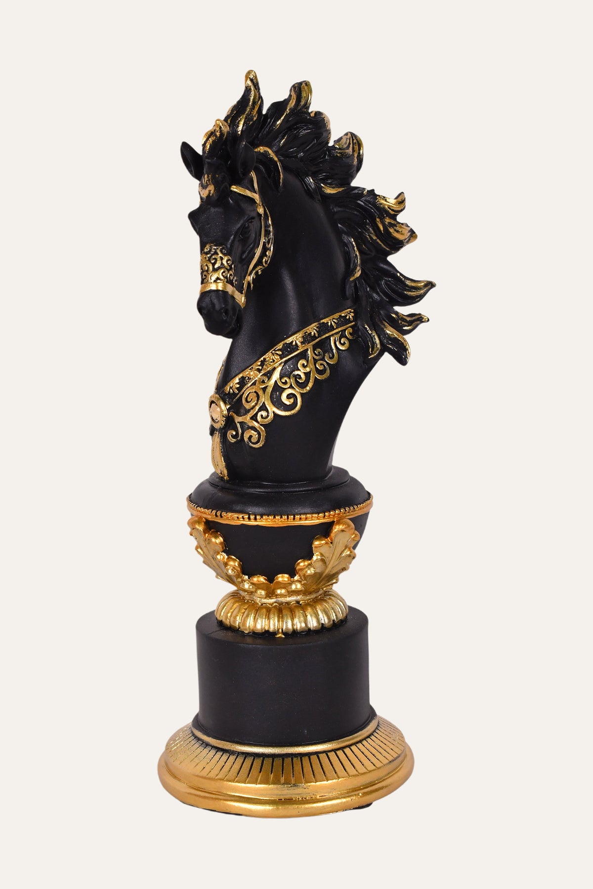 Horse head decor for console table