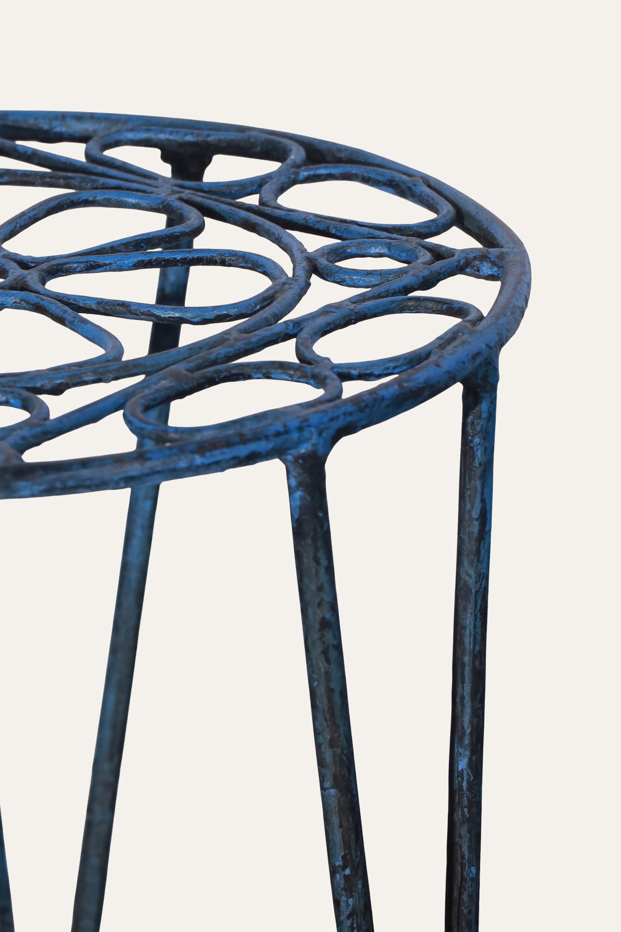 Round Blue Metal Side Table with Openwork Frame in Distress Finish