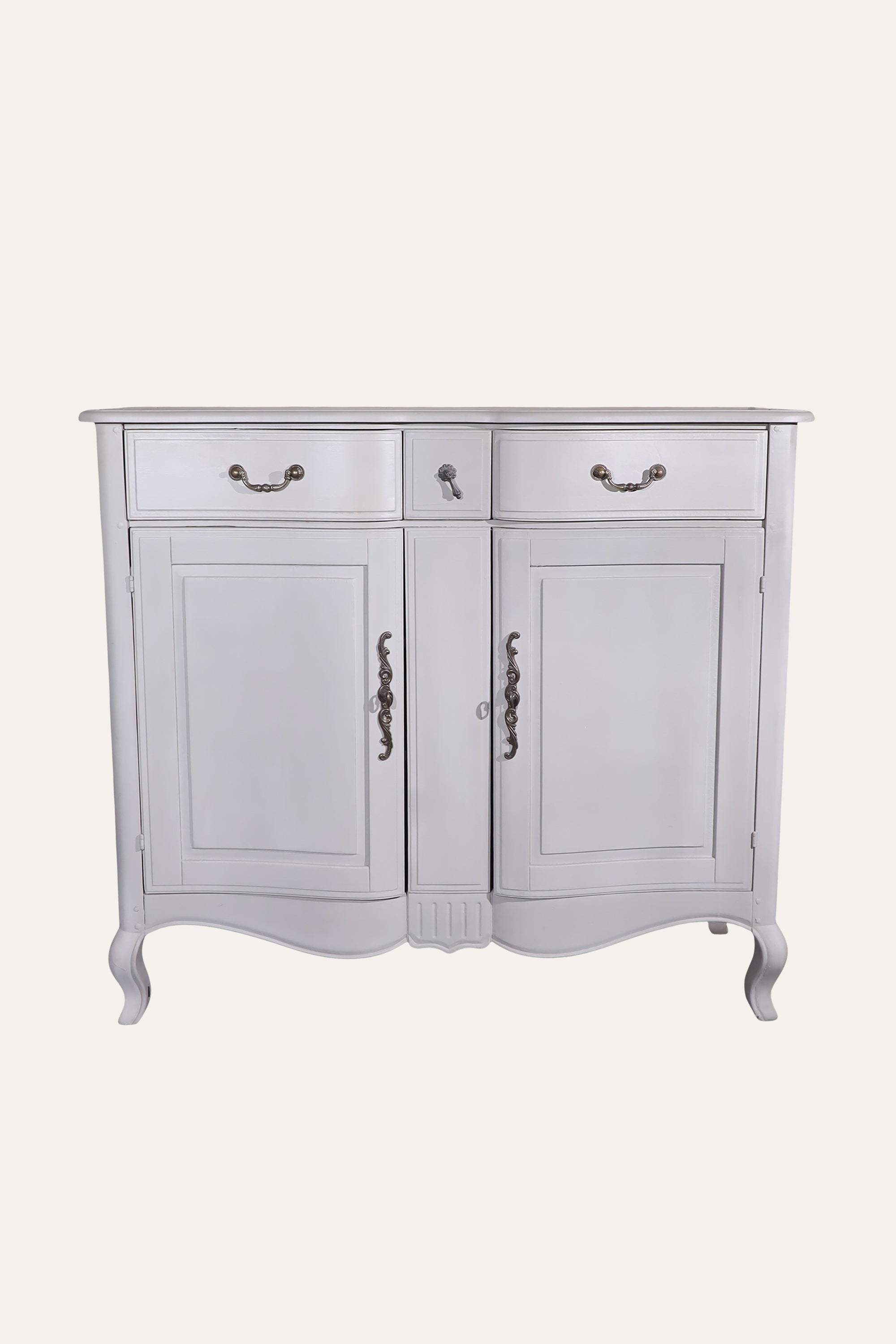 French Style White Wooden 3-Drawer Cabinet with Double-Door Storage