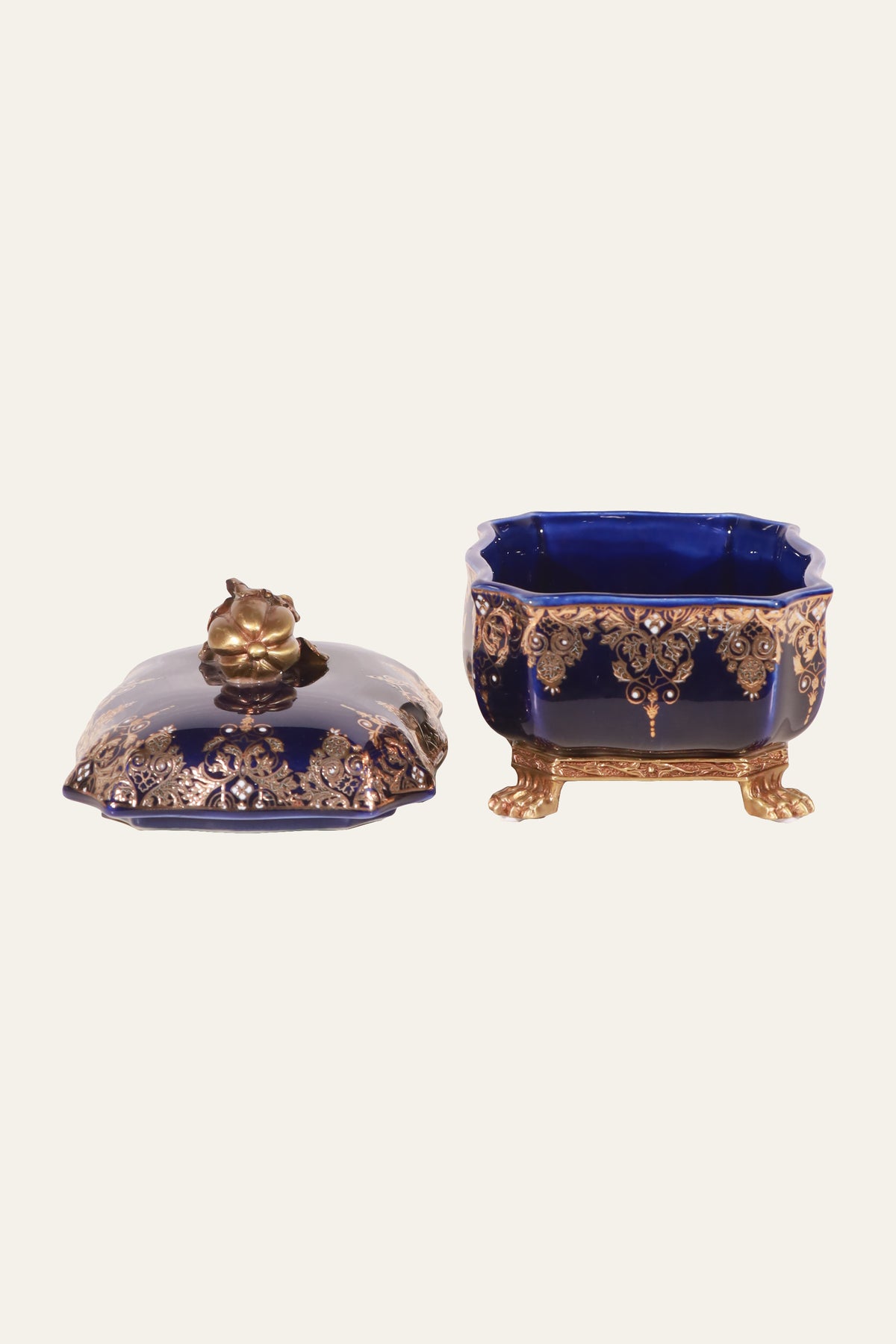 Dark Blue Porcelain Jewelry Casket Box with Fruit Finial