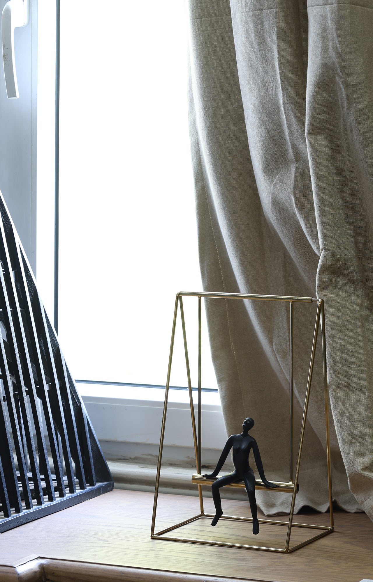 The Golden Swing Modern Décor – Set of 2