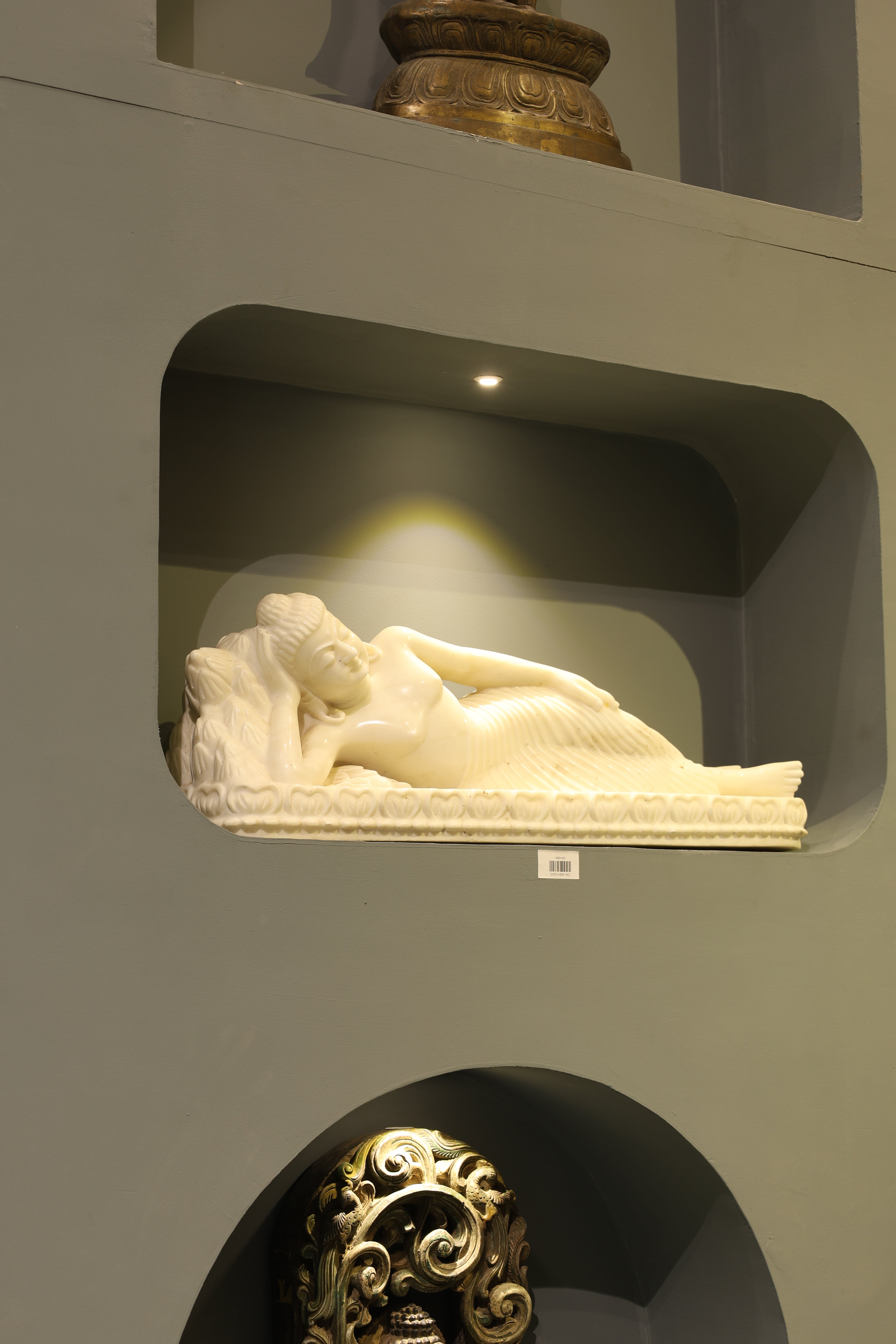 Pure White Marble Reclining Buddha Sculpture – Symbol of Enlightenment