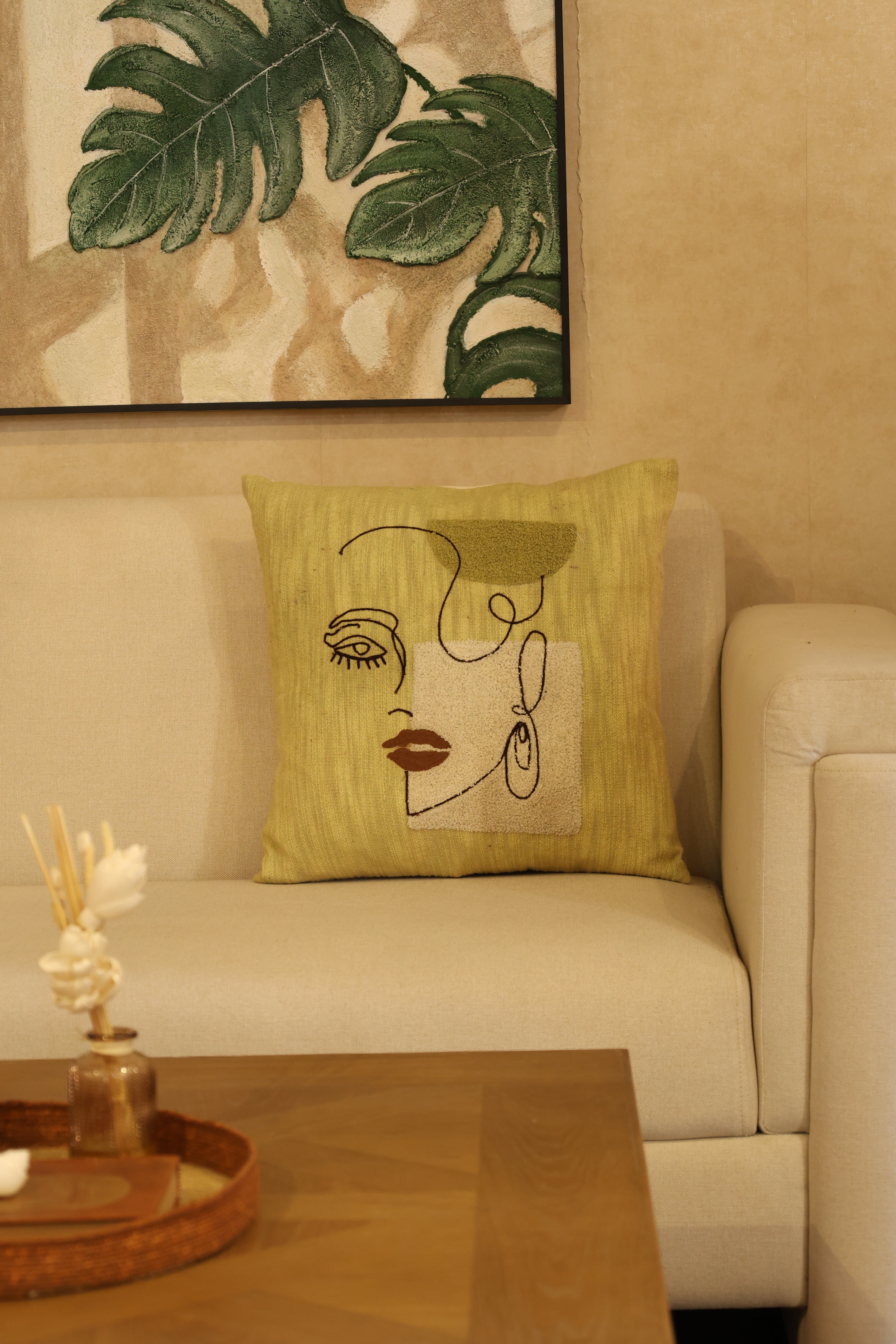 Modern grace cushion cover